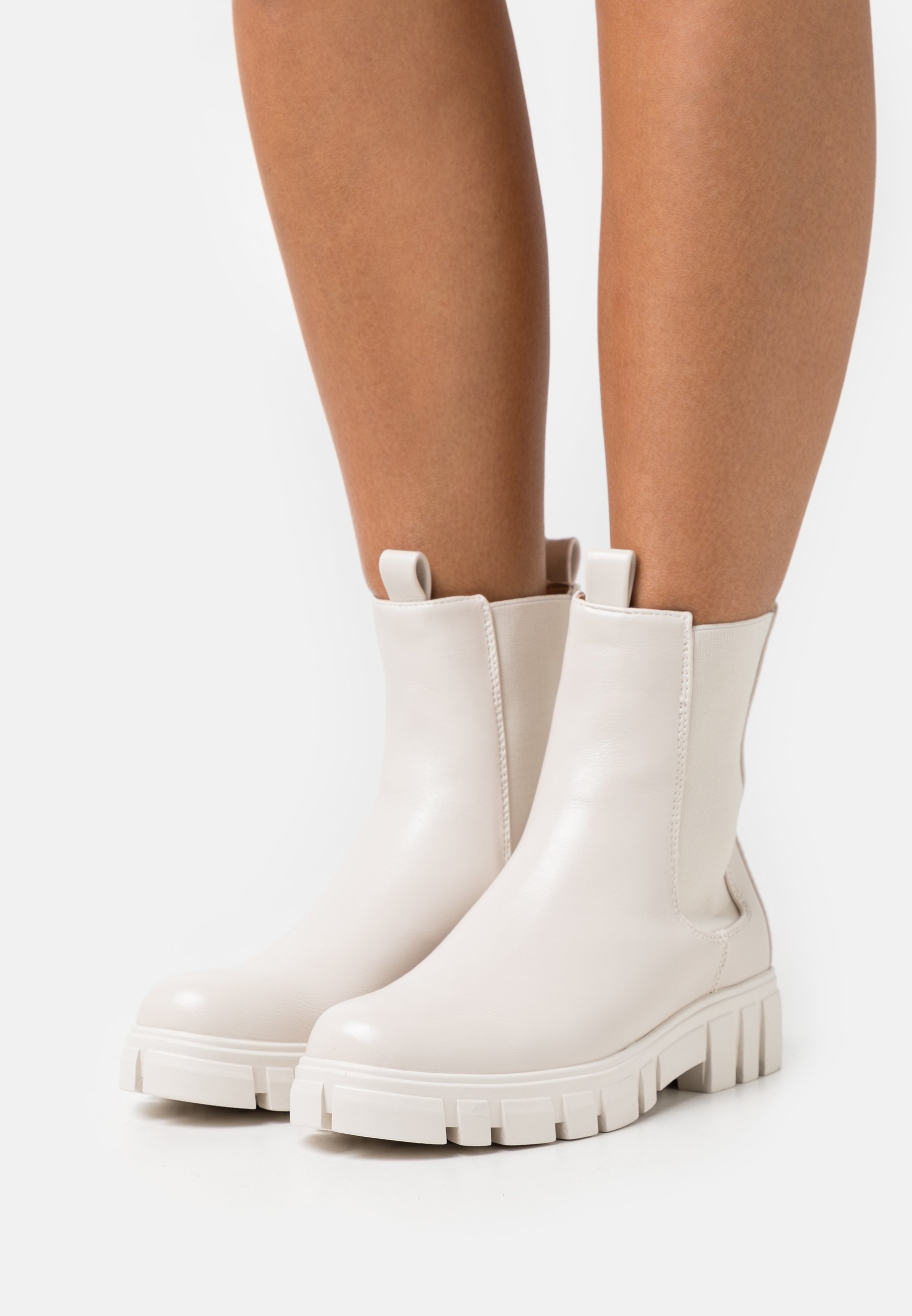 Vero Moda VMSIWIE - Platform ankle boots - birch/off-white
