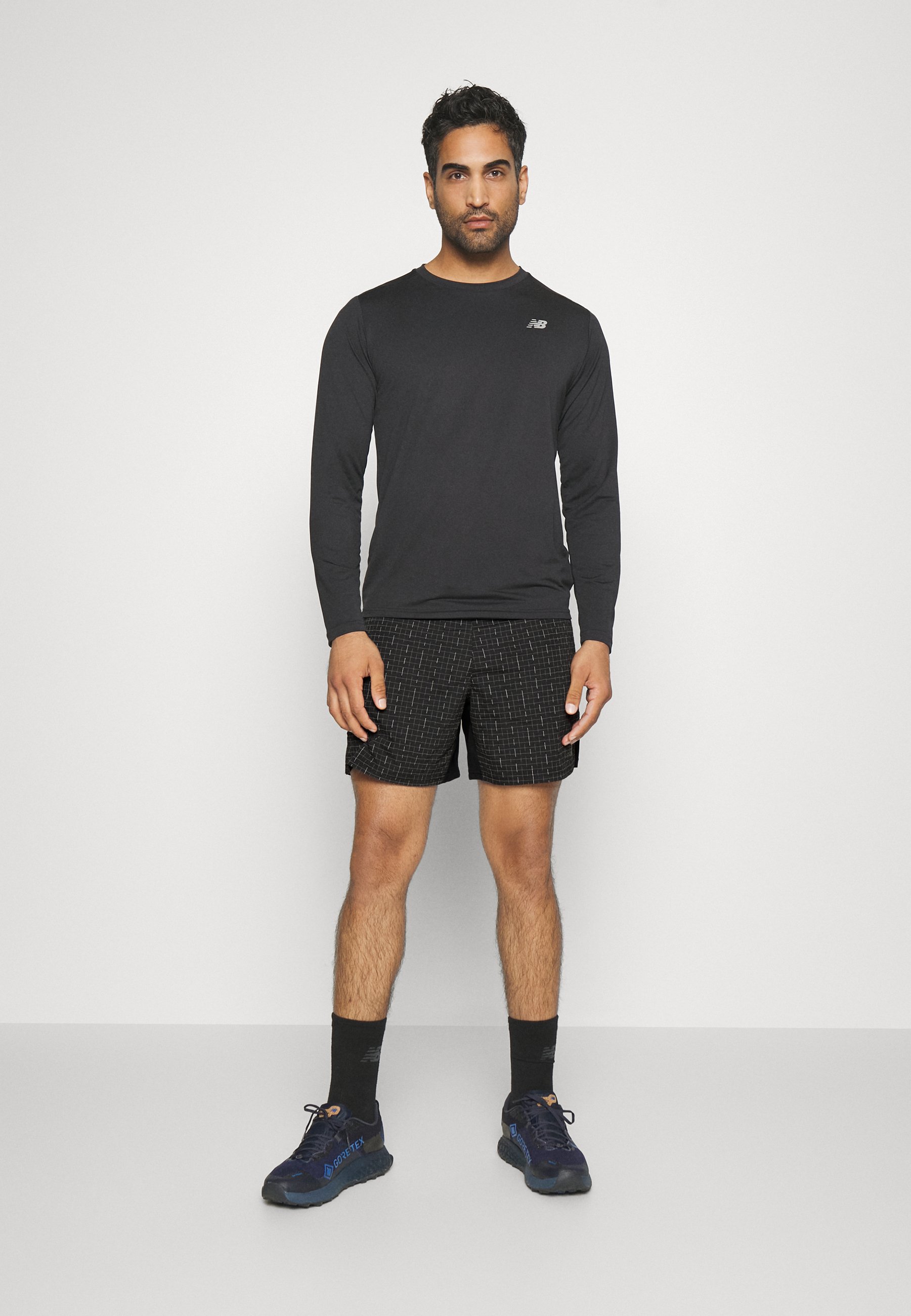 NB IMPACT RUN LUMINOUS 6 INCH SHORT - Sports shorts - black