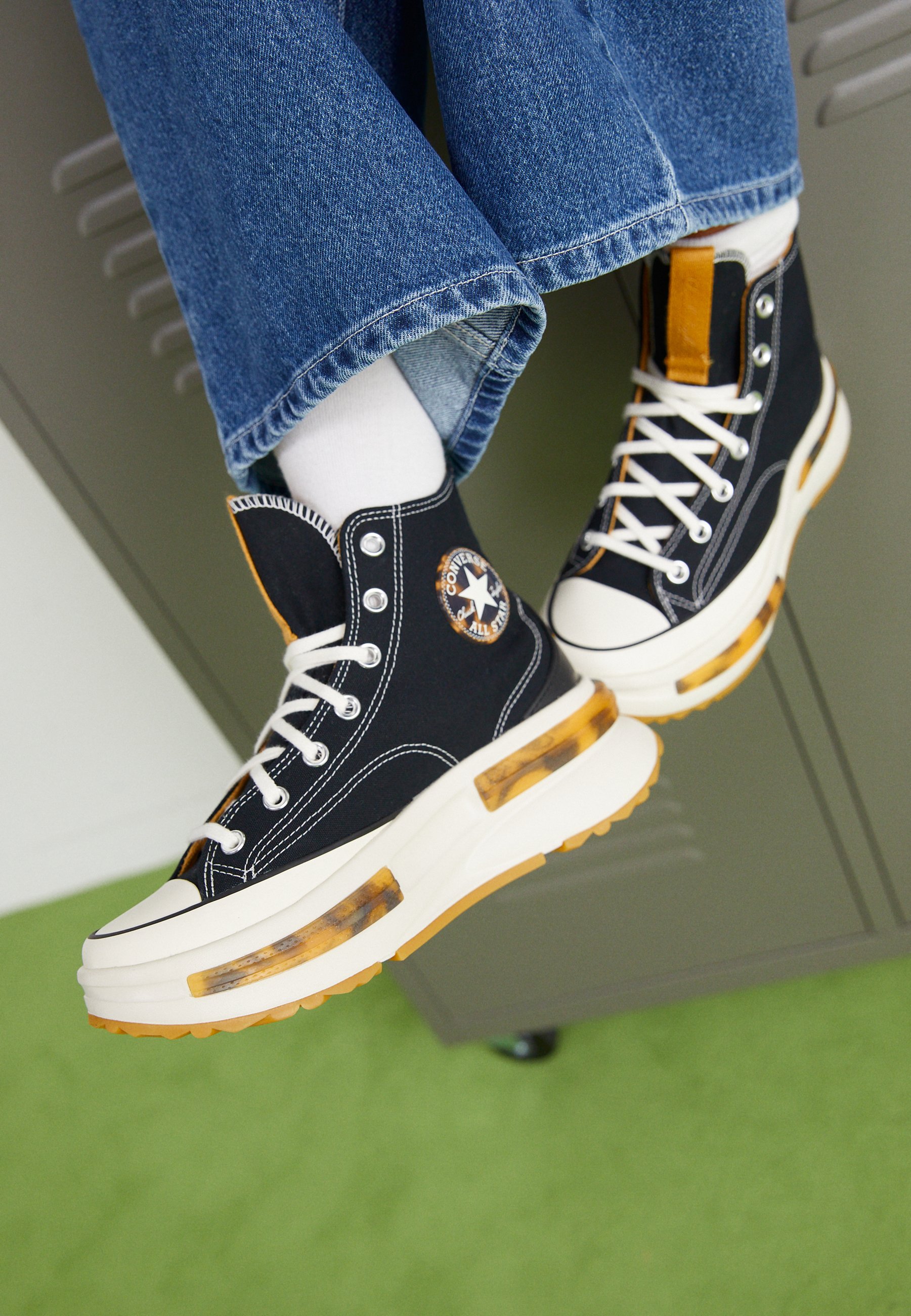 Converse RUN STAR LEGACY  - High-top trainers - black/white/black