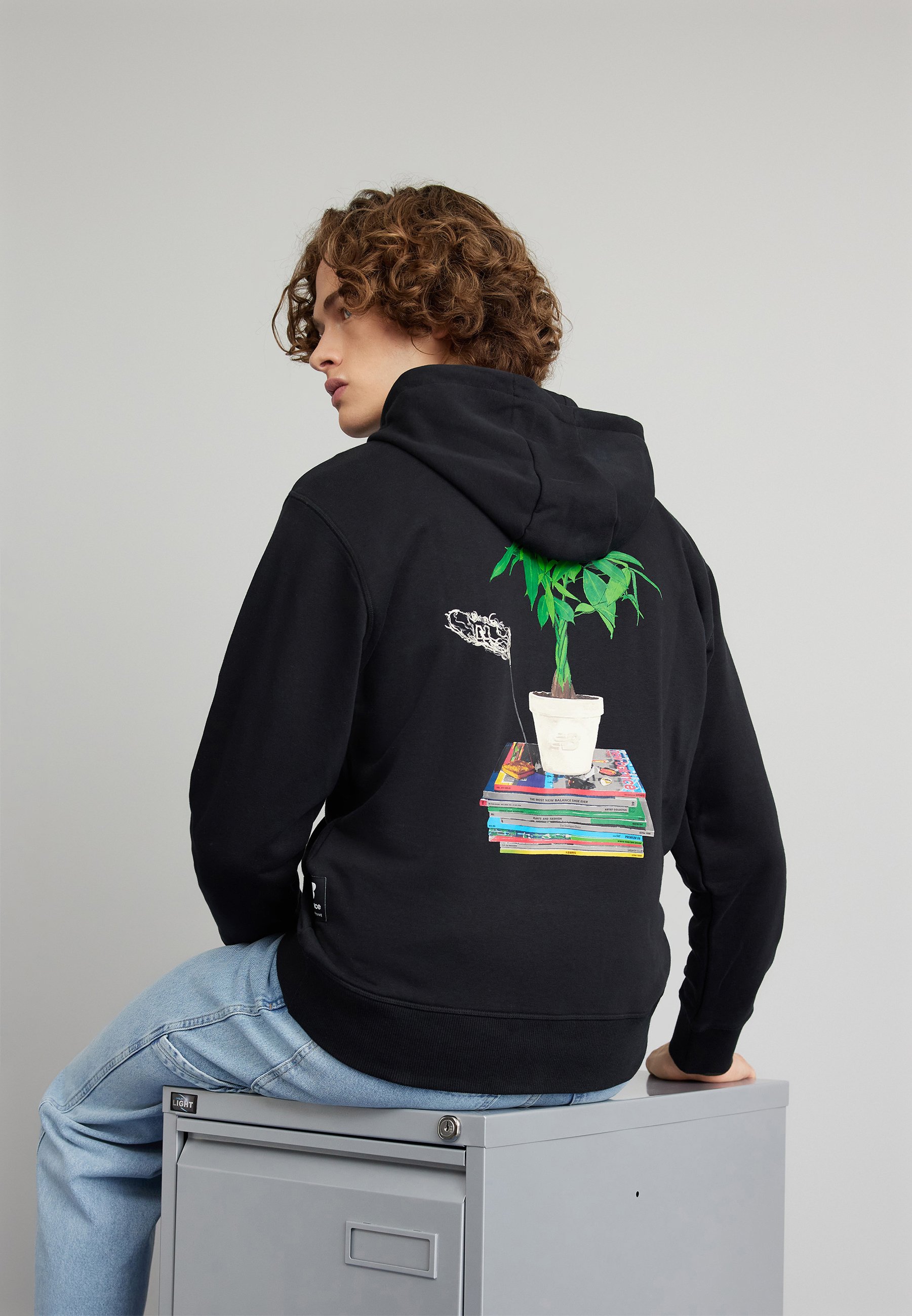 NB ATHLETICS WESLEY SHAN PUZZLE CUBE - Sweatshirt - black