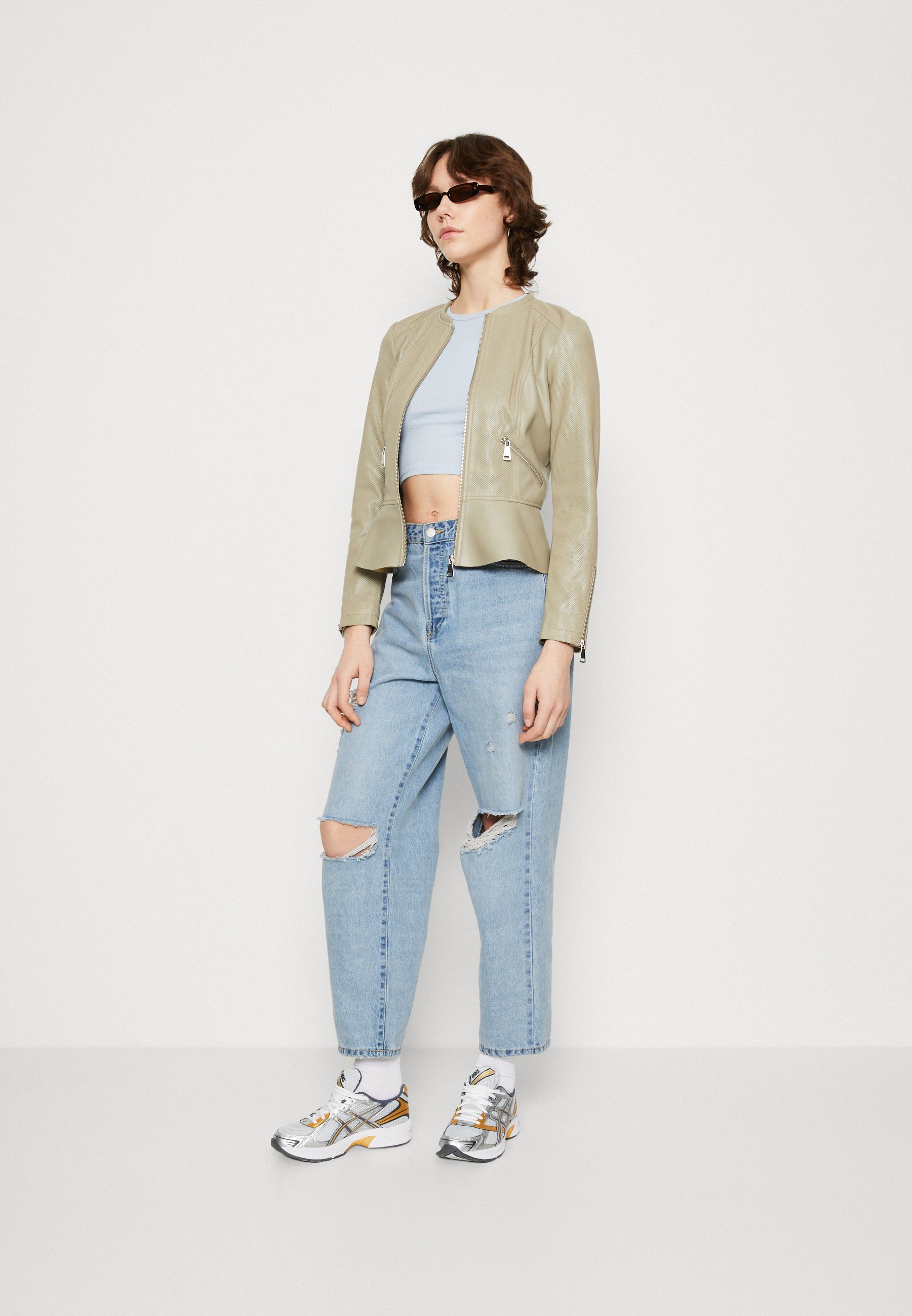Vero Moda VMAVERYALLY JACKET - Faux leather jacket - laurel oak/light green