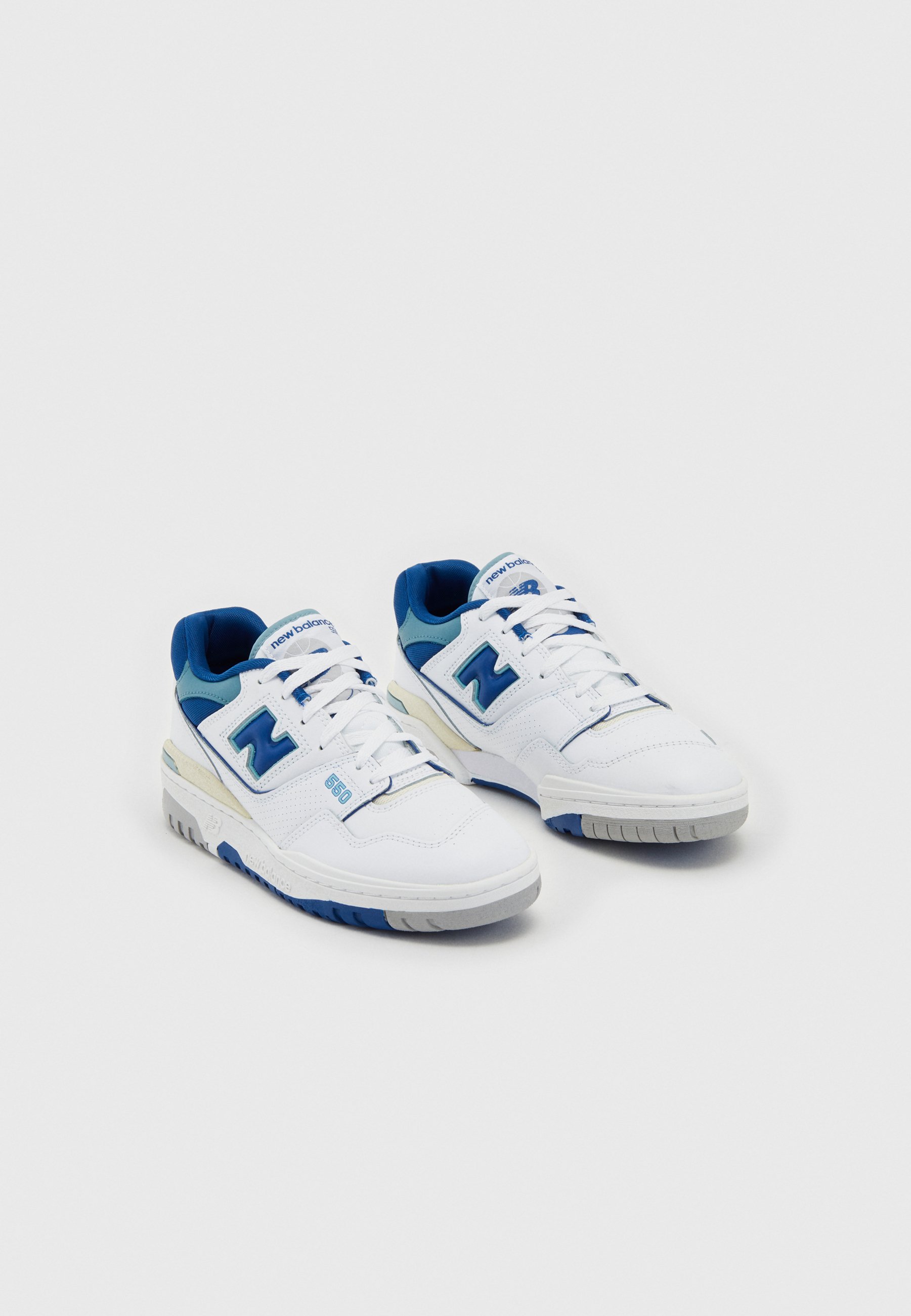 NB BB550 UNISEX - Trainers - white