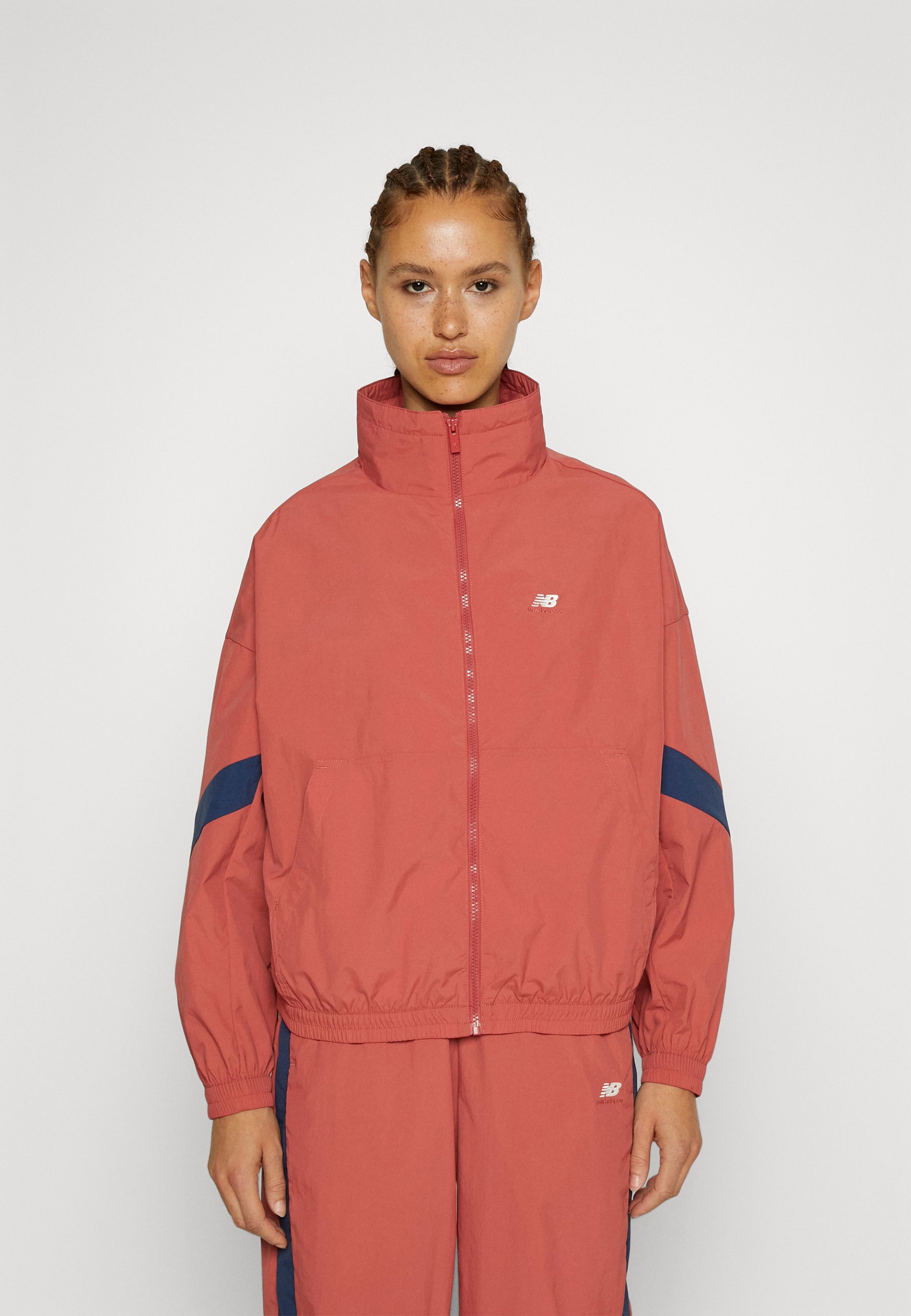NB ATHLETICS JACKET - Summer jacket - astro dust/dark red