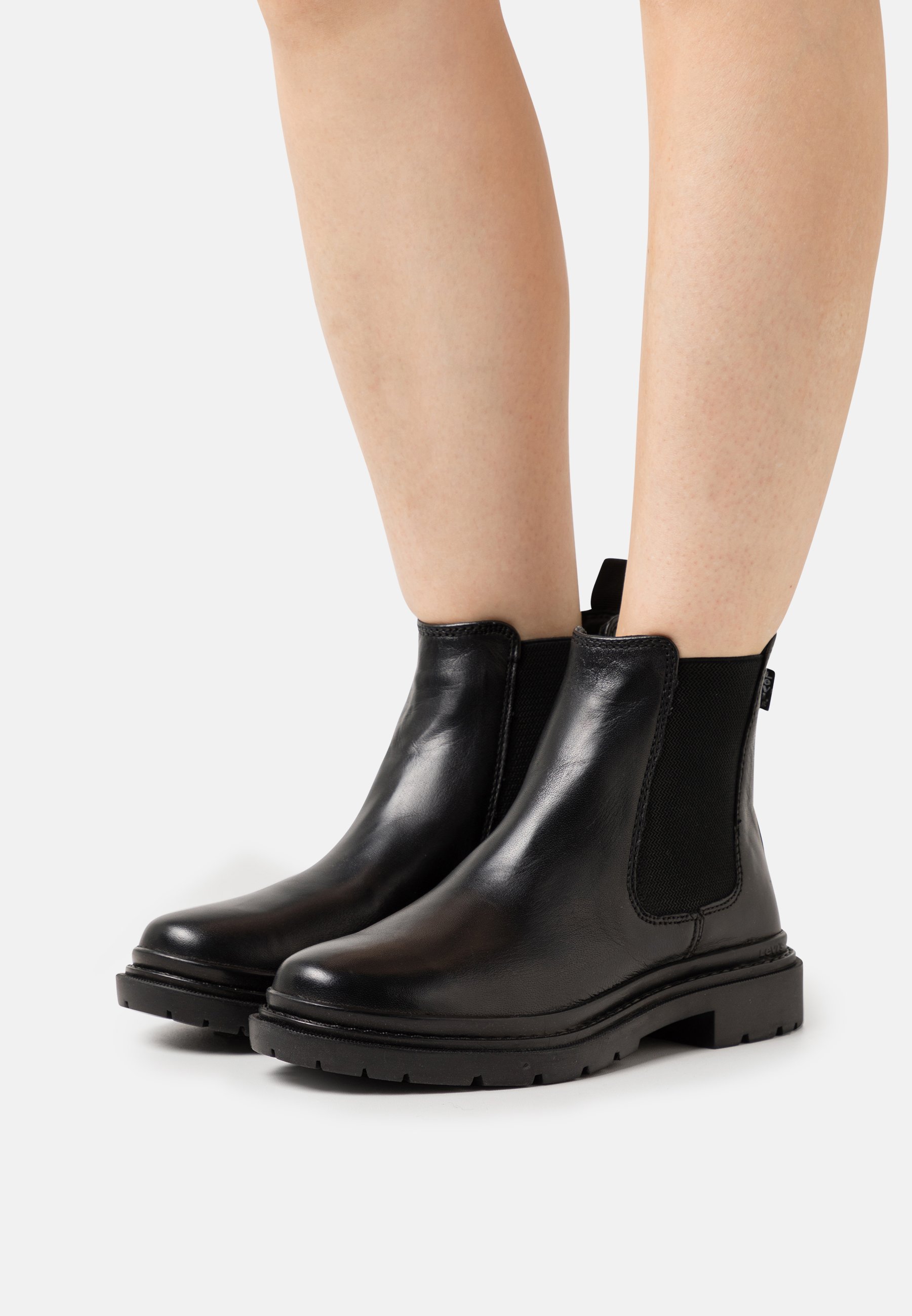Levi's® TROOPER CHELSEA - Classic ankle boots - full black/black