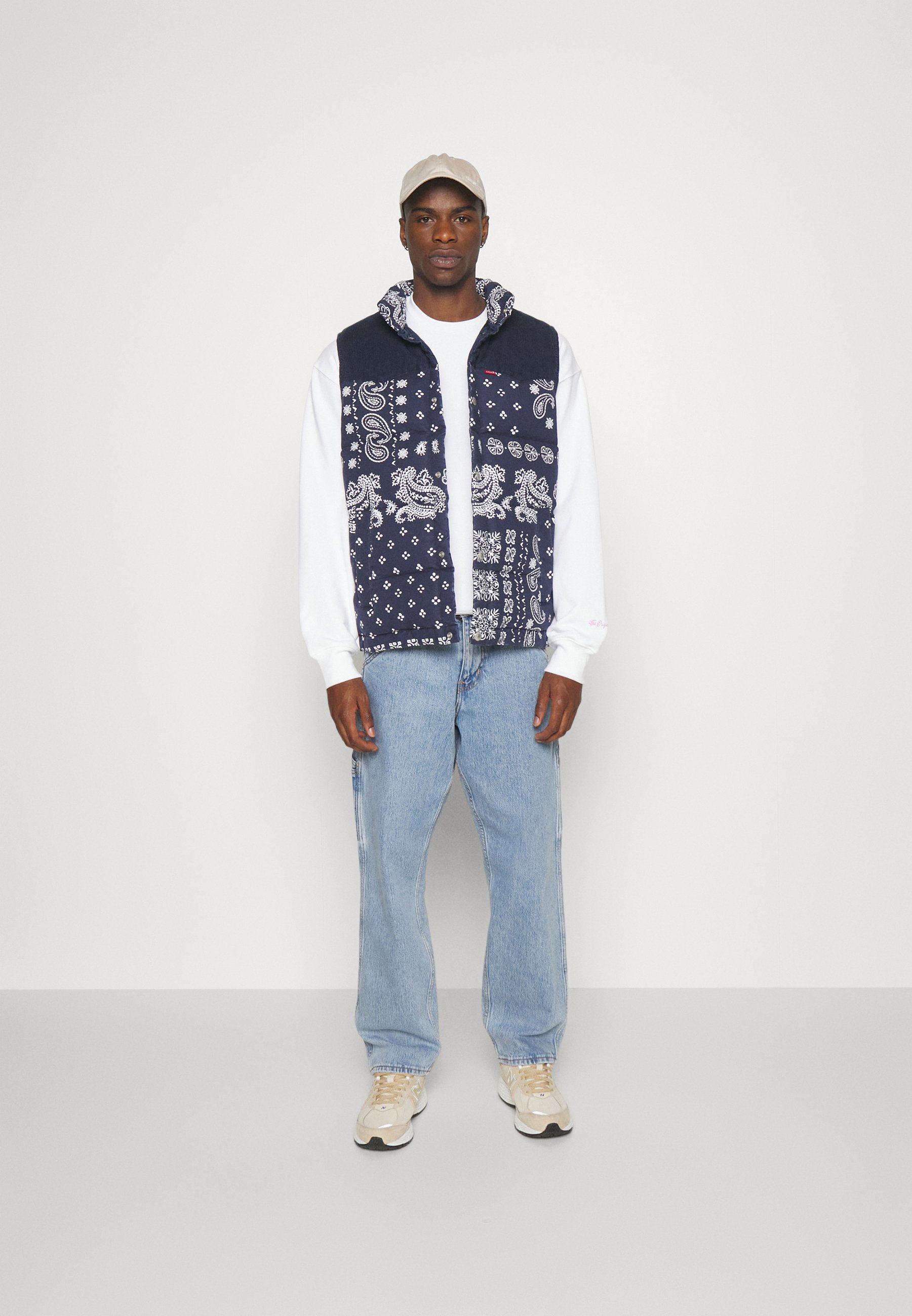 Levi's® WESTERN SUPER - Waistcoat - barkley bandana/dark blue