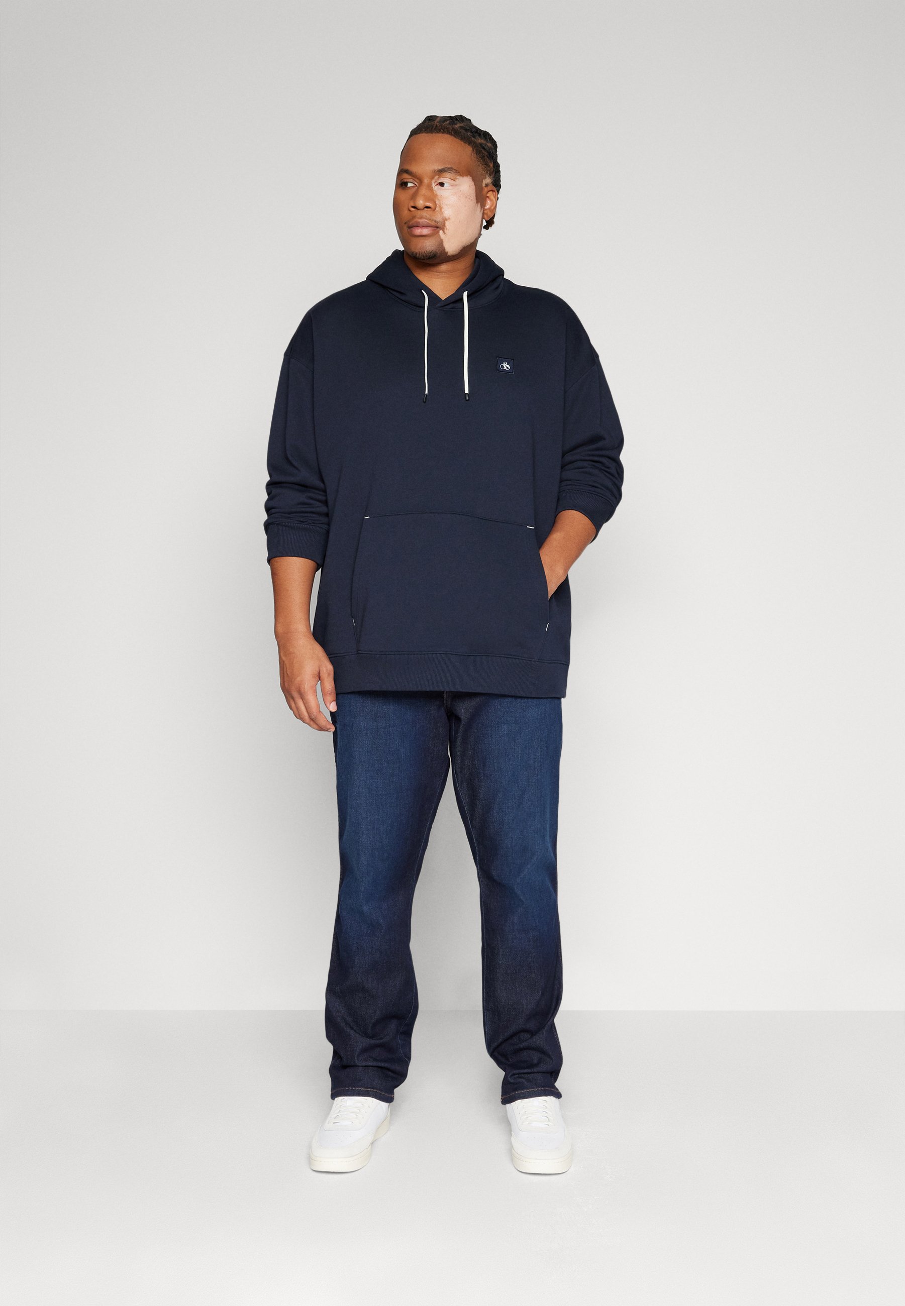 Scotch & Soda REGULAR FIT ESSENTIAL BADGE HOODIE - Hoodie - night/dark blue