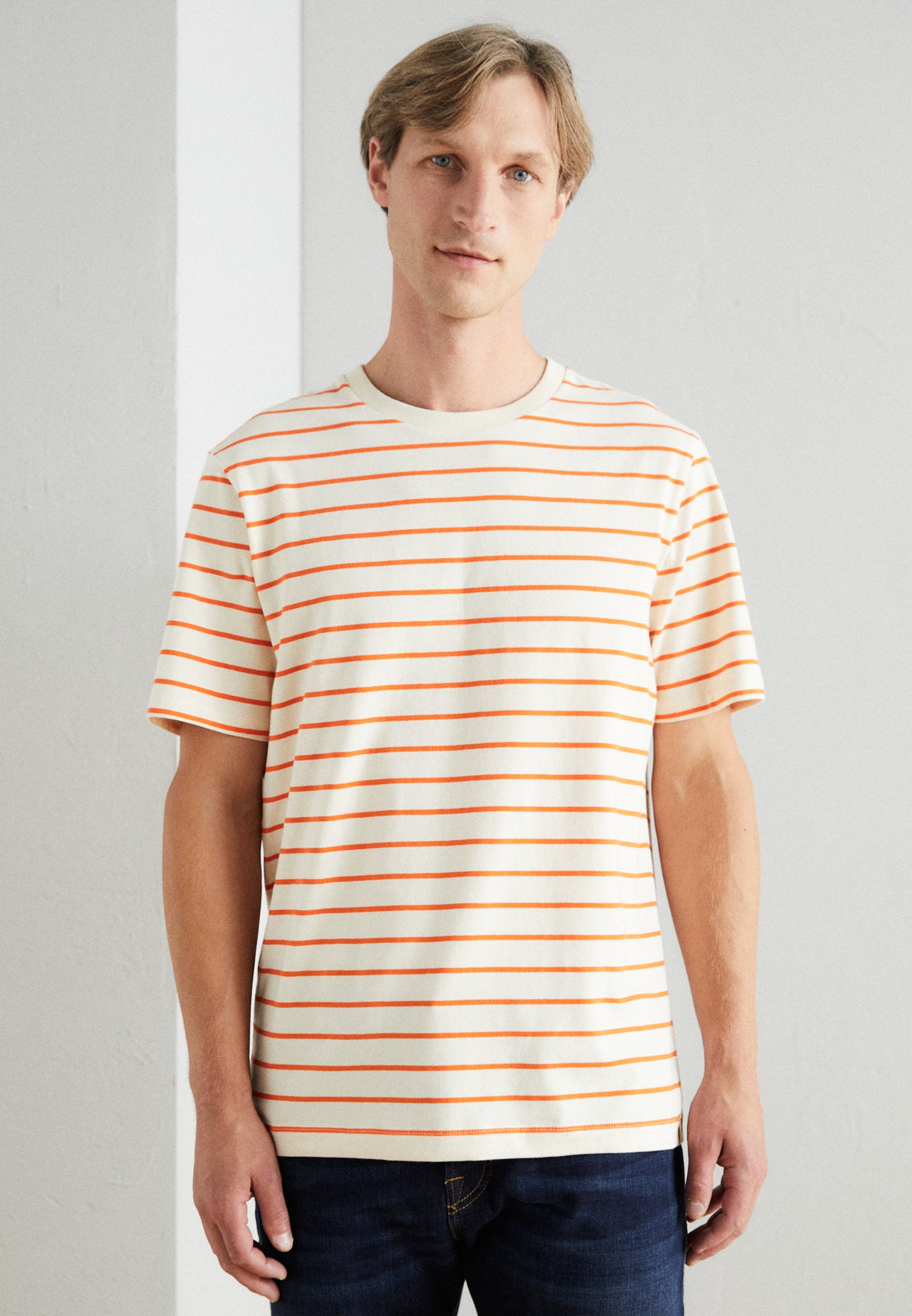 Scotch & Soda CLASSIC TEE - Print T-shirt - combo b/dark blue