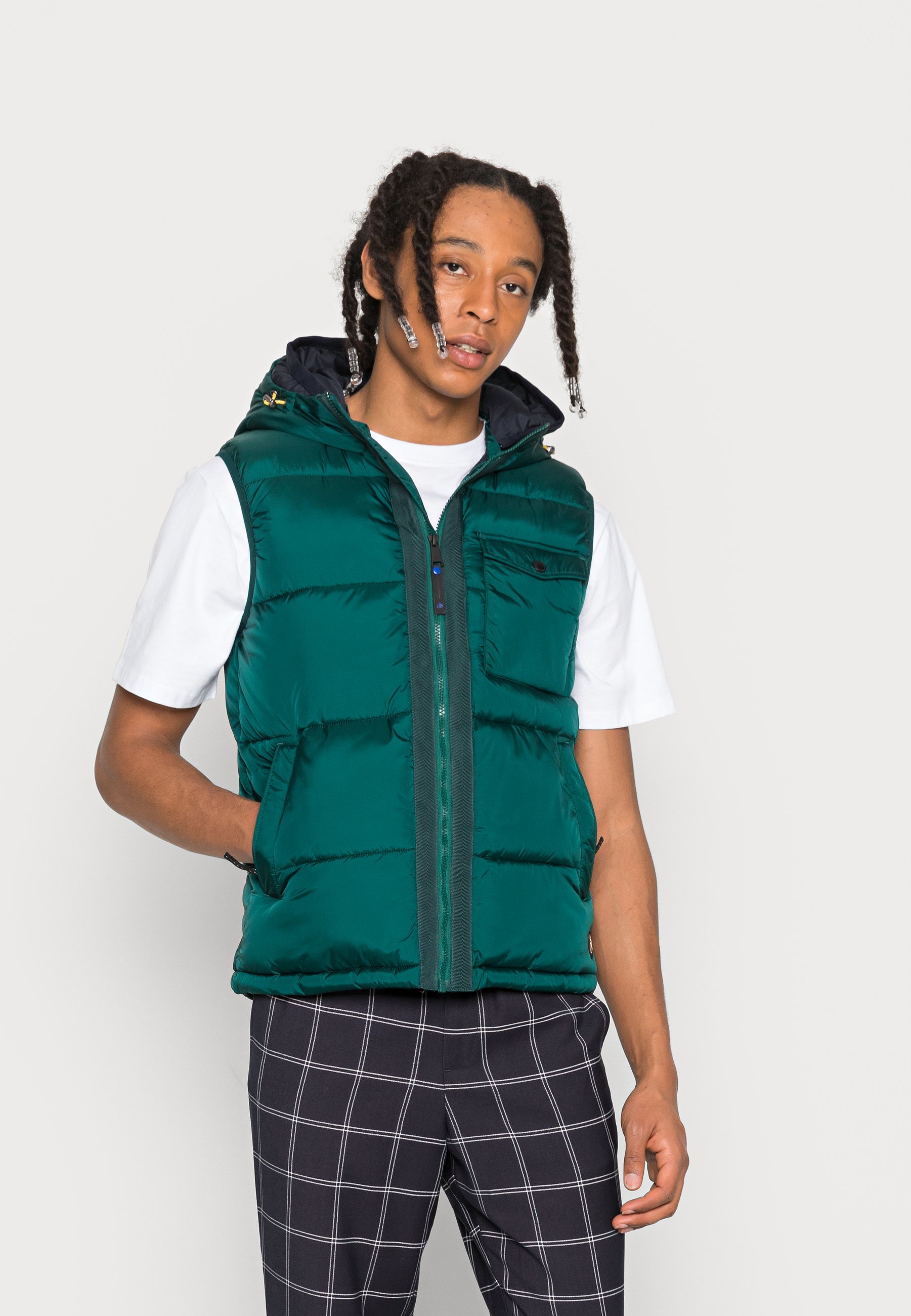 Scotch & Soda HOODED QUILTED BODYWARMER - Waistcoat - space green/dark green
