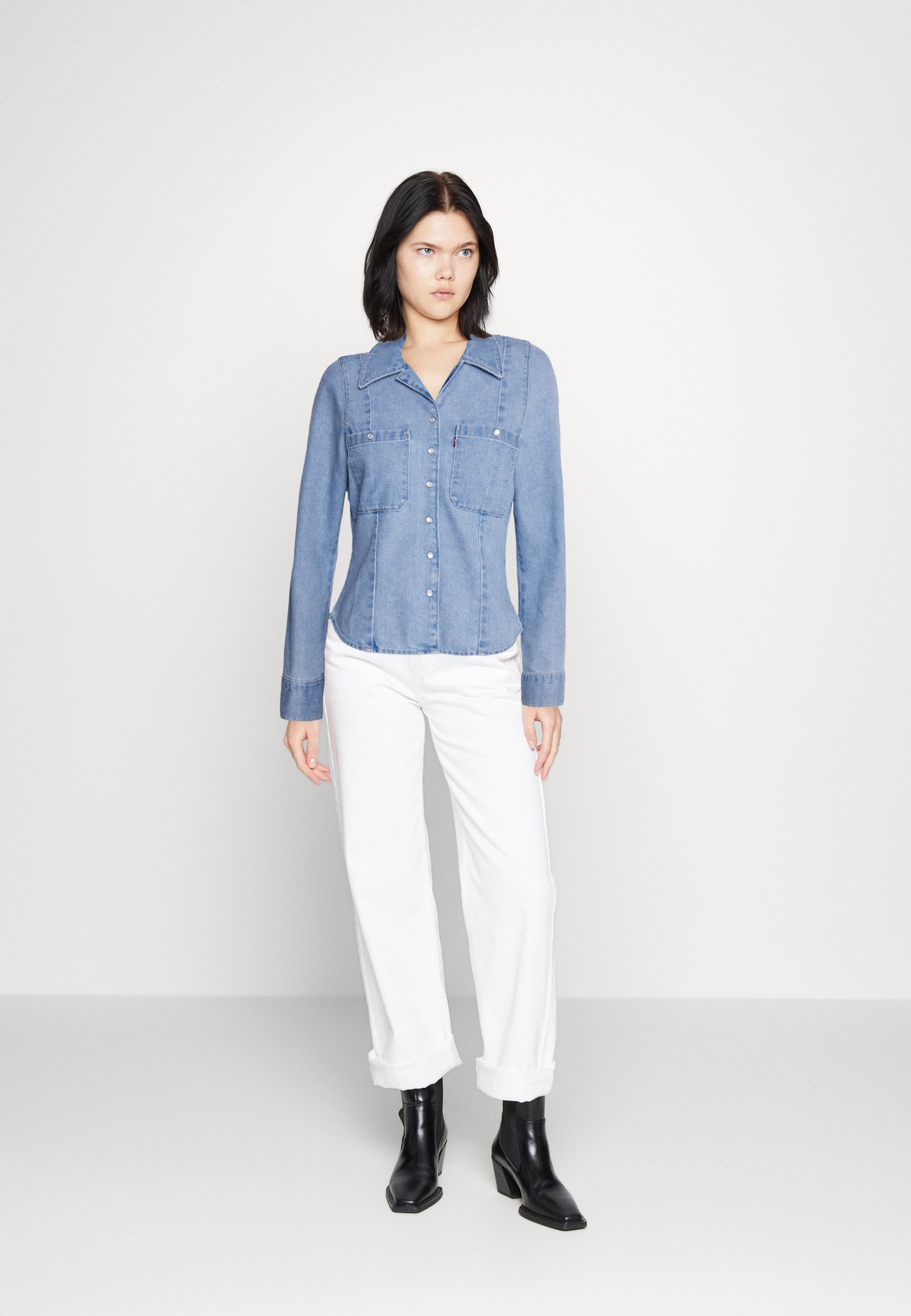 Levi's® ELLIS - Button-down blouse - blue denim