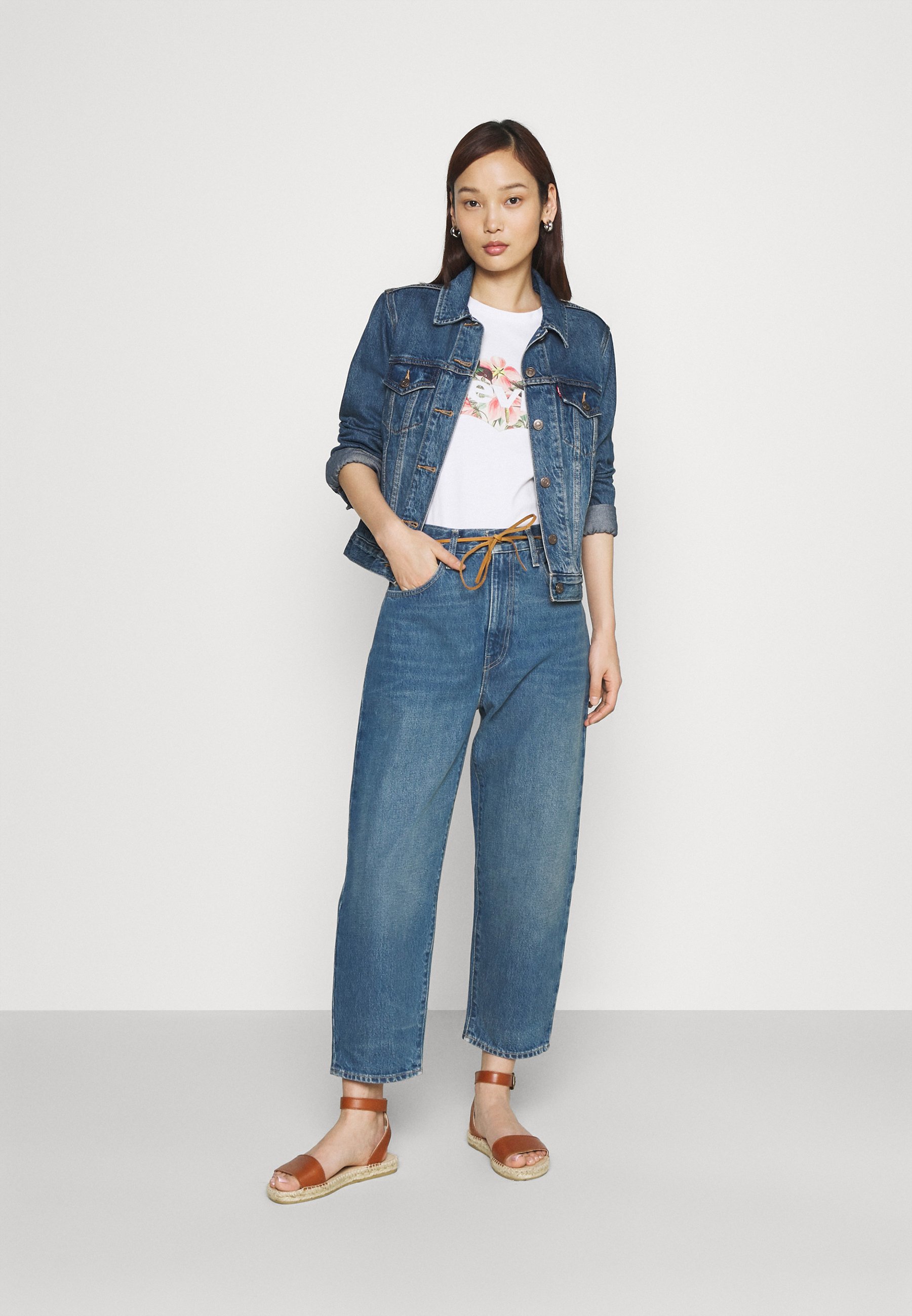 Levi's® THE PERFECT TEE - Print T-shirt - white