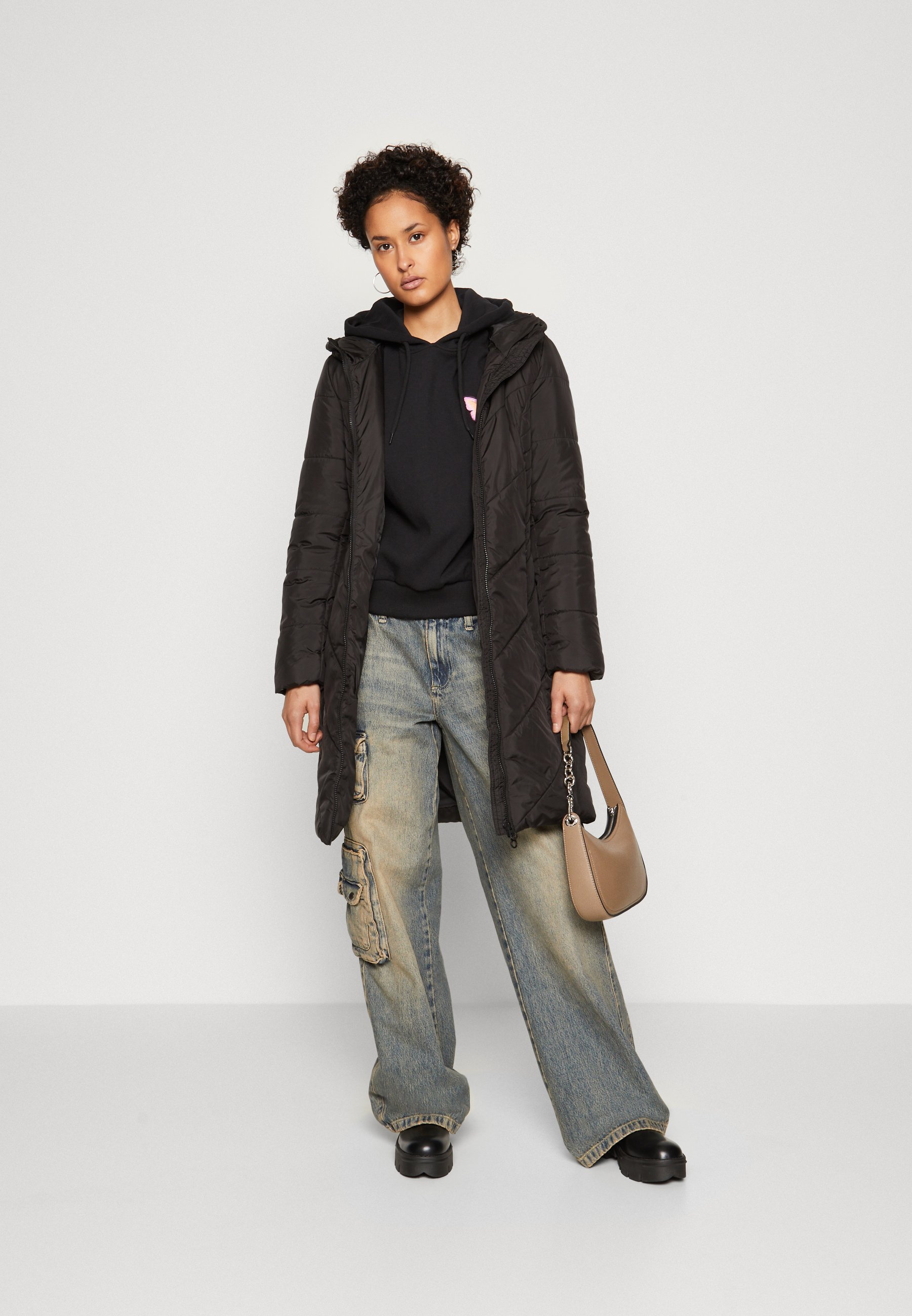 ONLY ONLELLA QUILTED PUFFER COAT - Winter coat - black