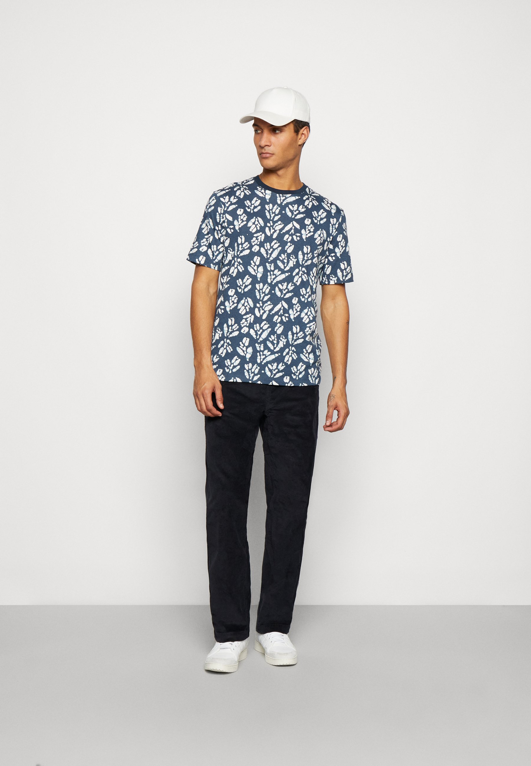 Scotch & Soda PRINTED  - Print T-shirt - combo/dark blue