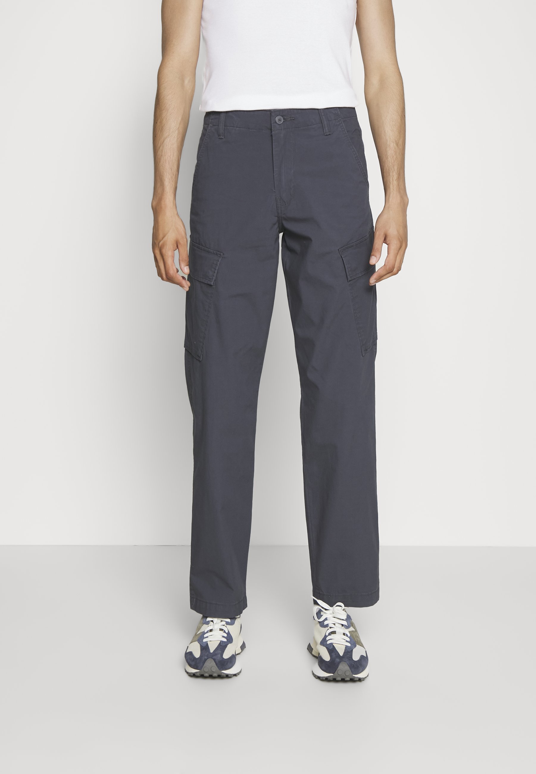 Levi's® TAPER - Cargo trousers - india ink poplin/blue