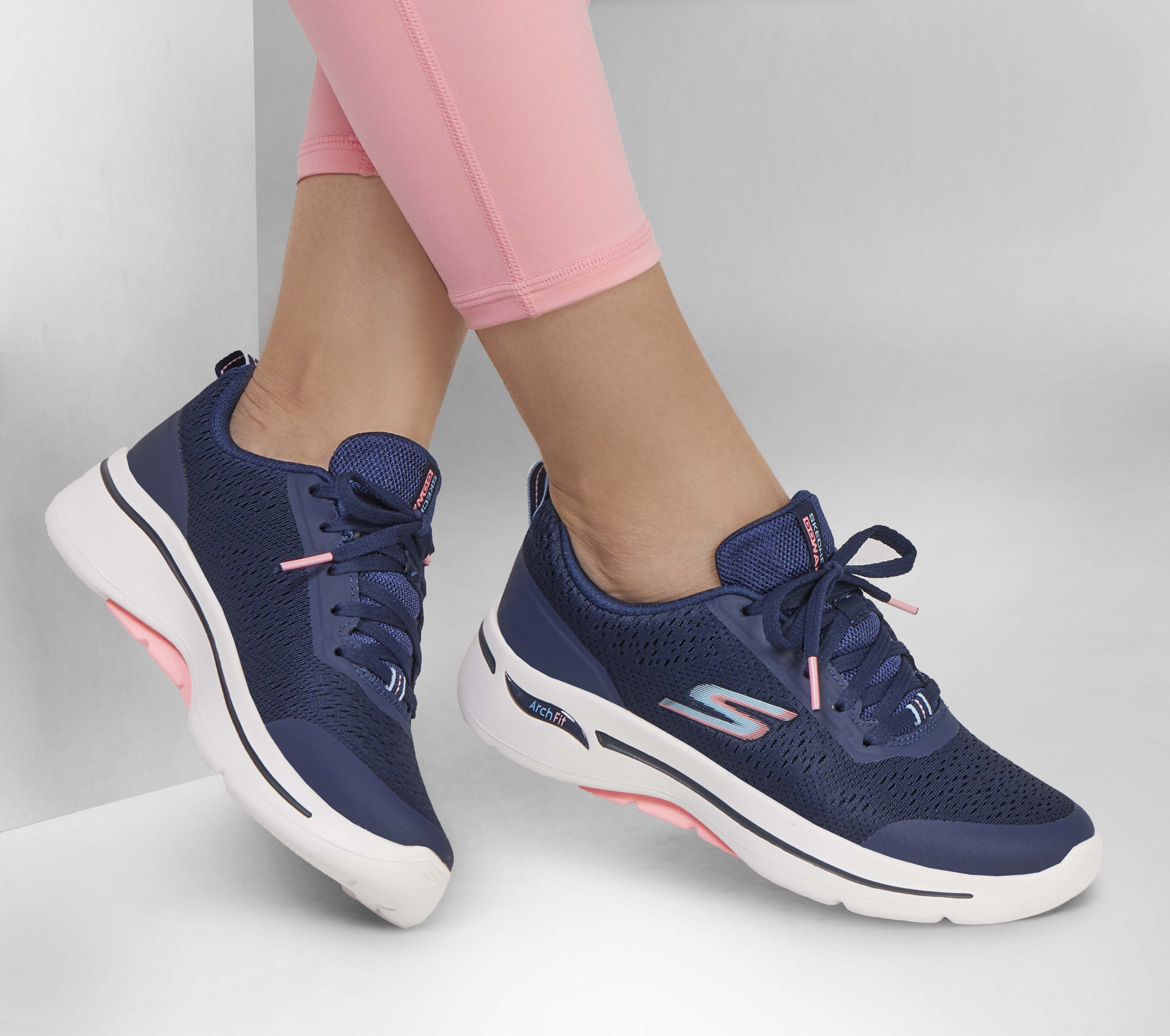 GO WALK Arch Fit - Uptown Summer