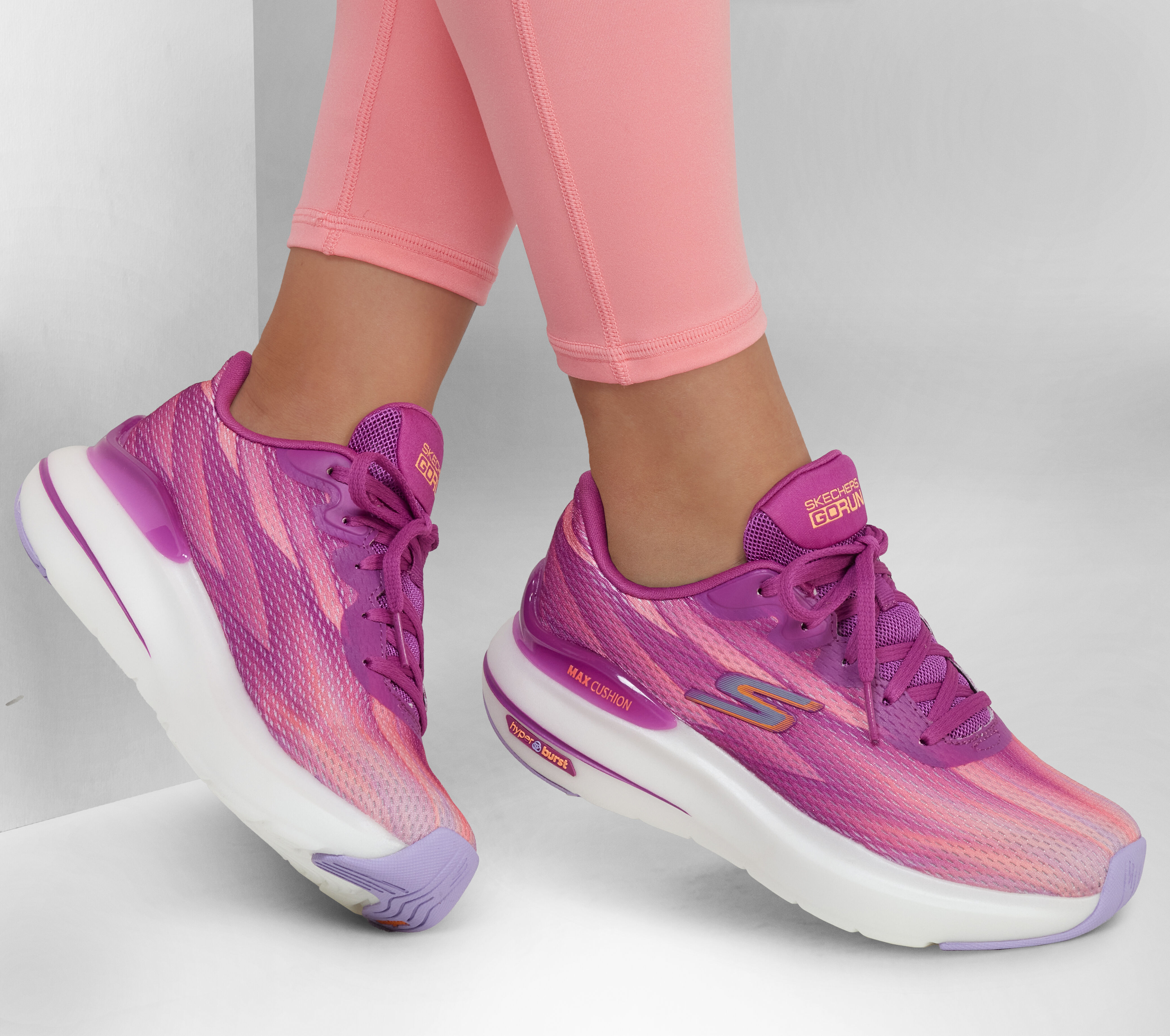 Max Cushioning Hyper Burst - Vivid Elegance