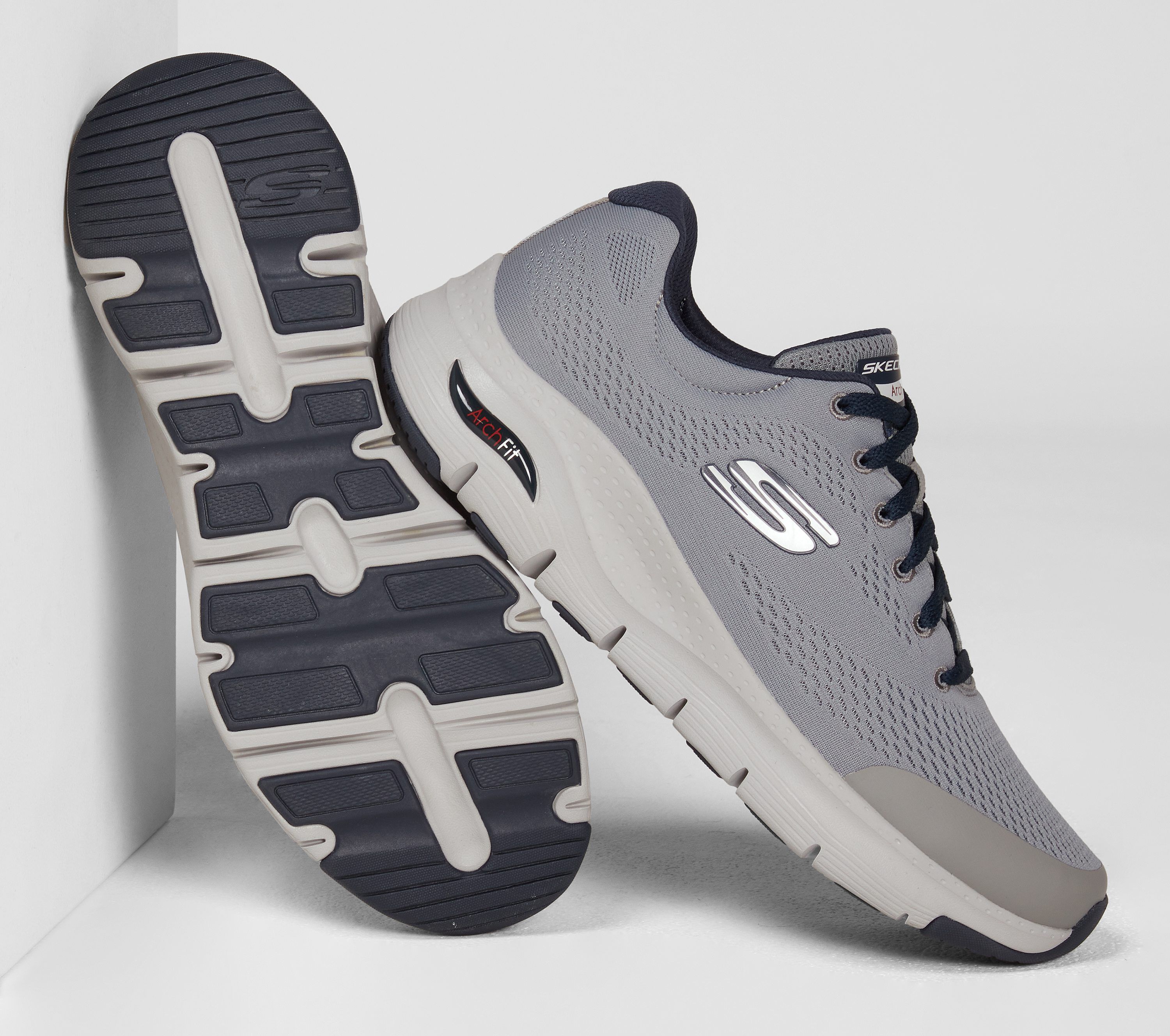 Skechers Arch Fit