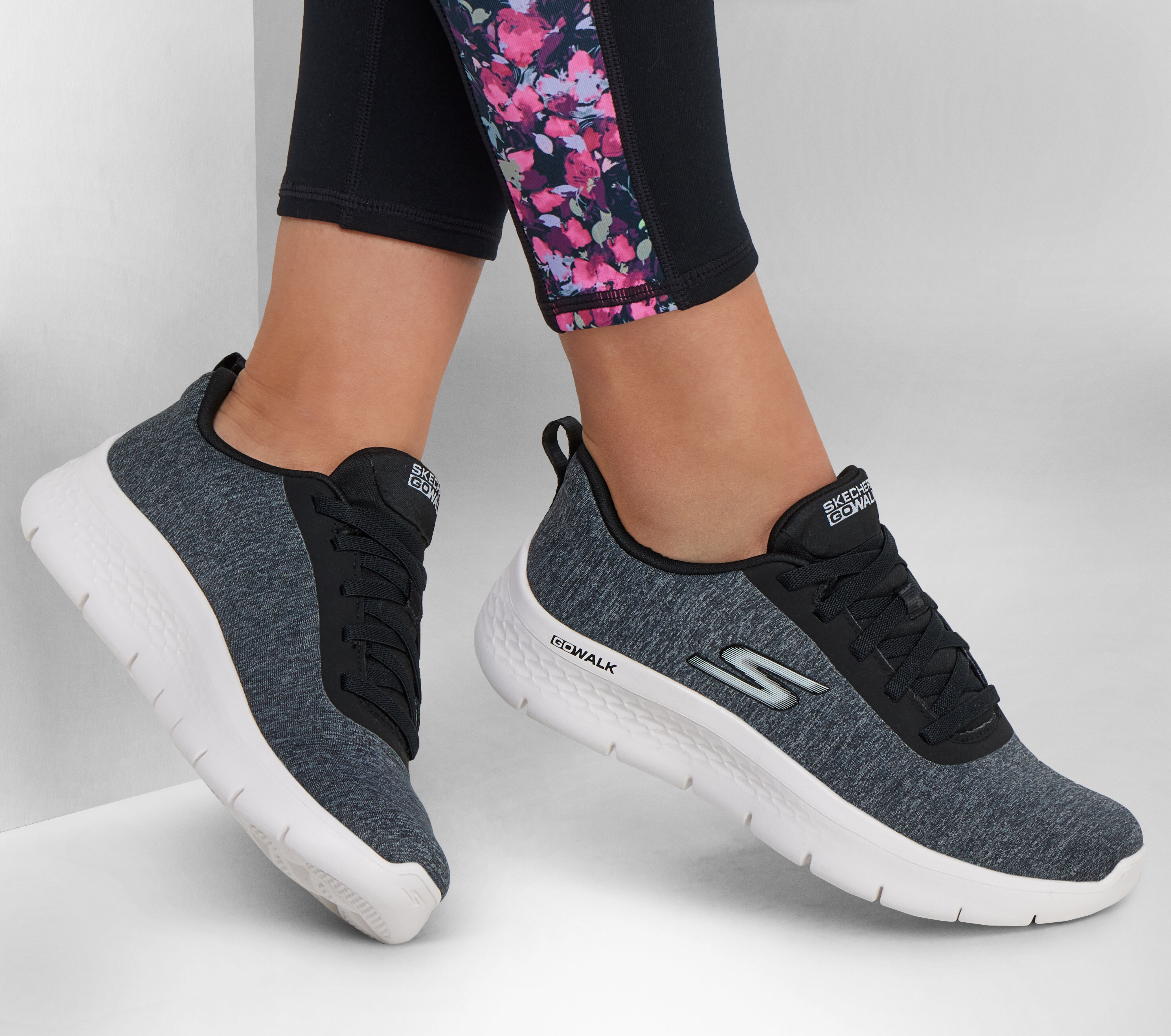 Skechers GO WALK Flex - Dazzling Smile