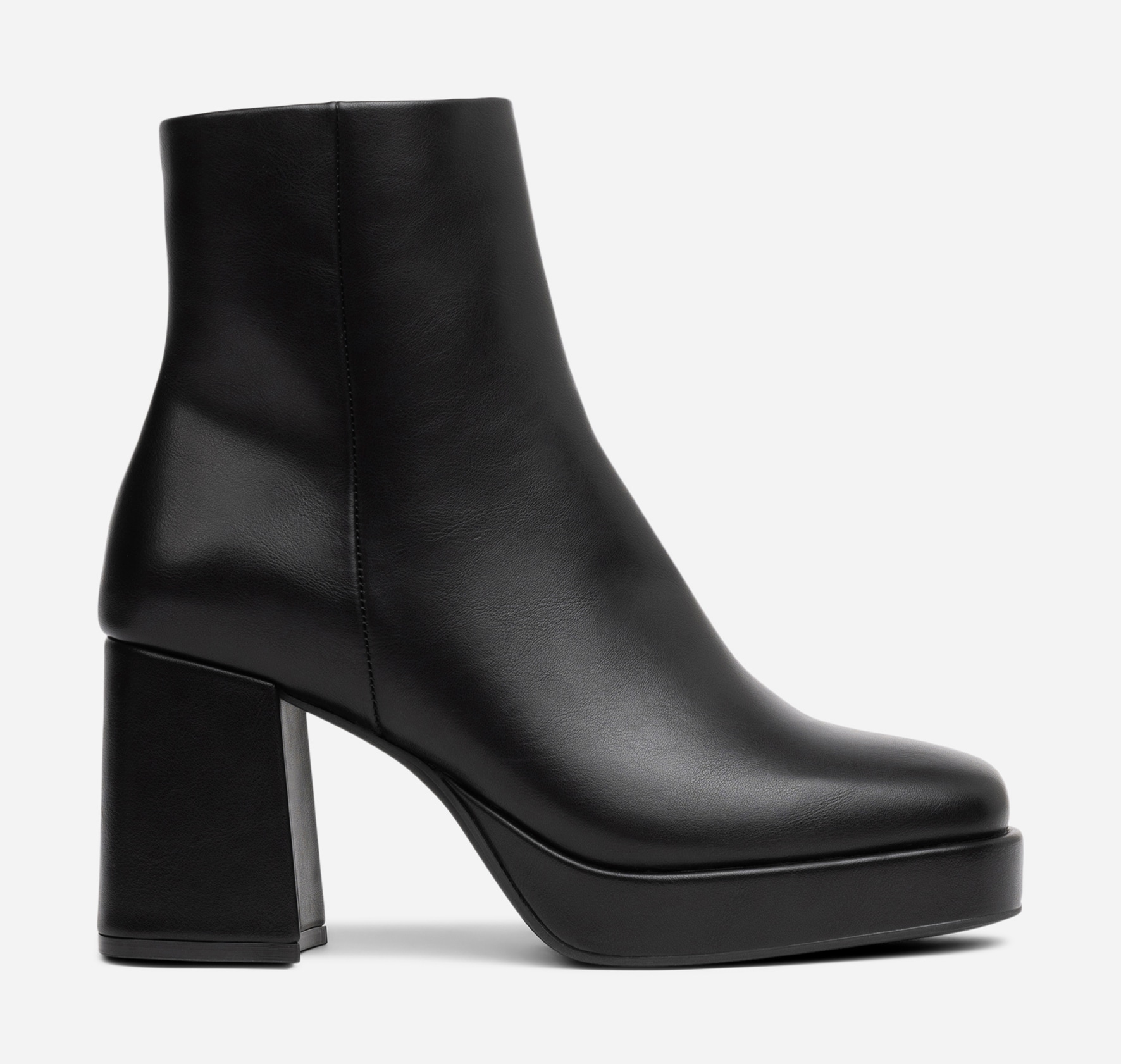 XIT, Boots