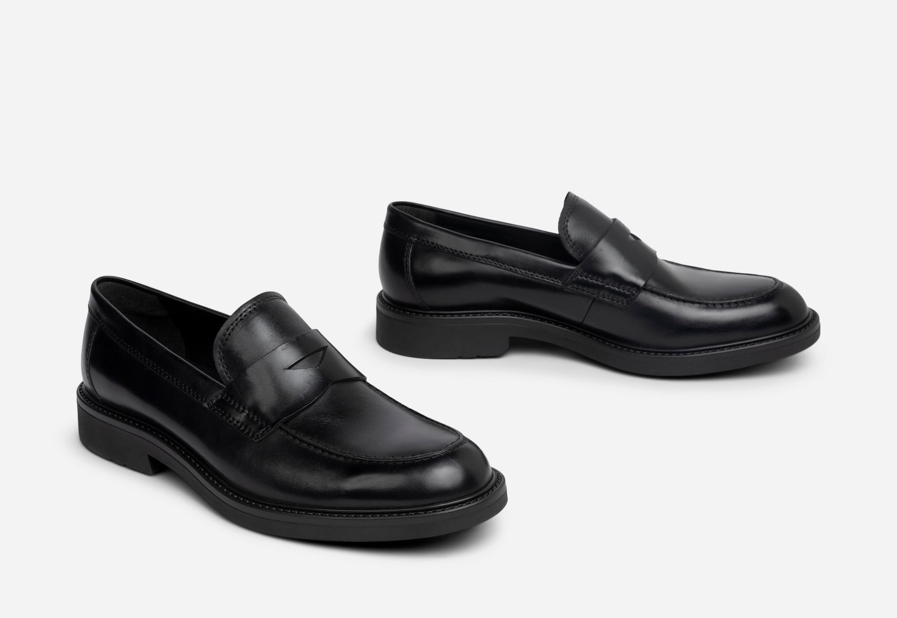 PACE, Loafers