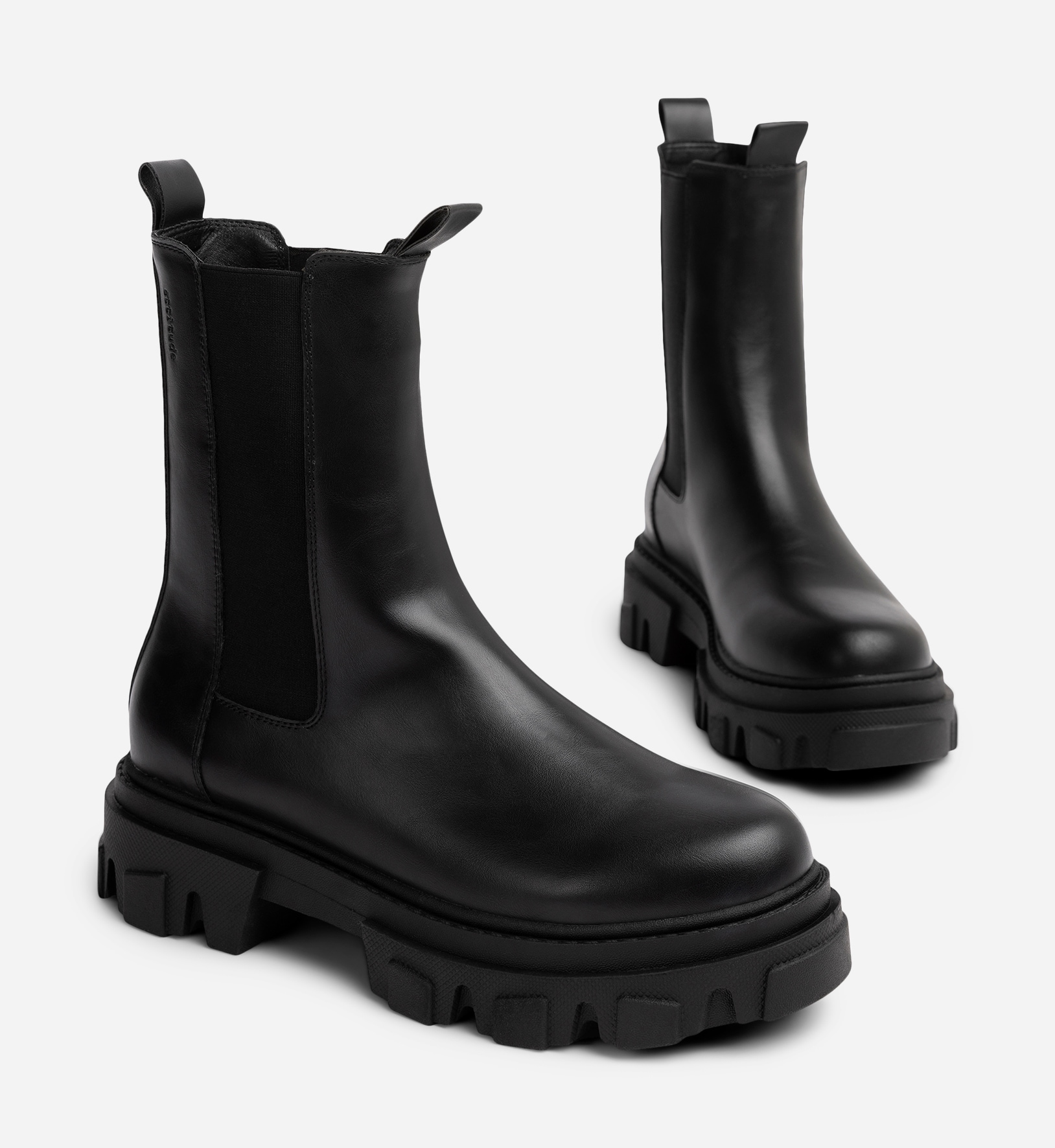 ATTITUDE, Chelseaboots