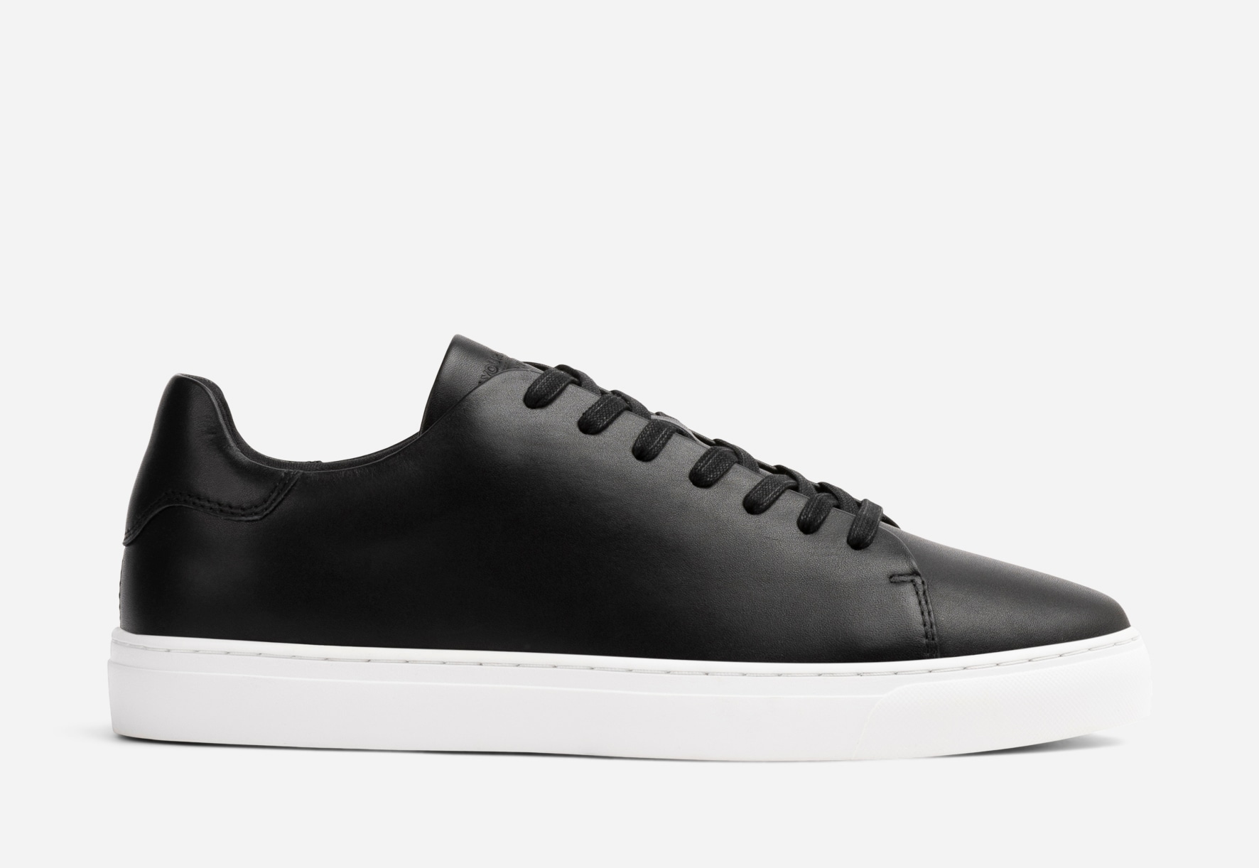 PACE, Sneakers