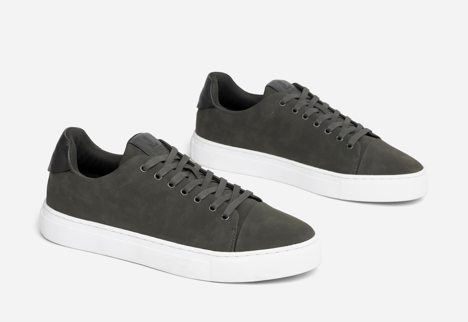 IGUASSU, Sneakers