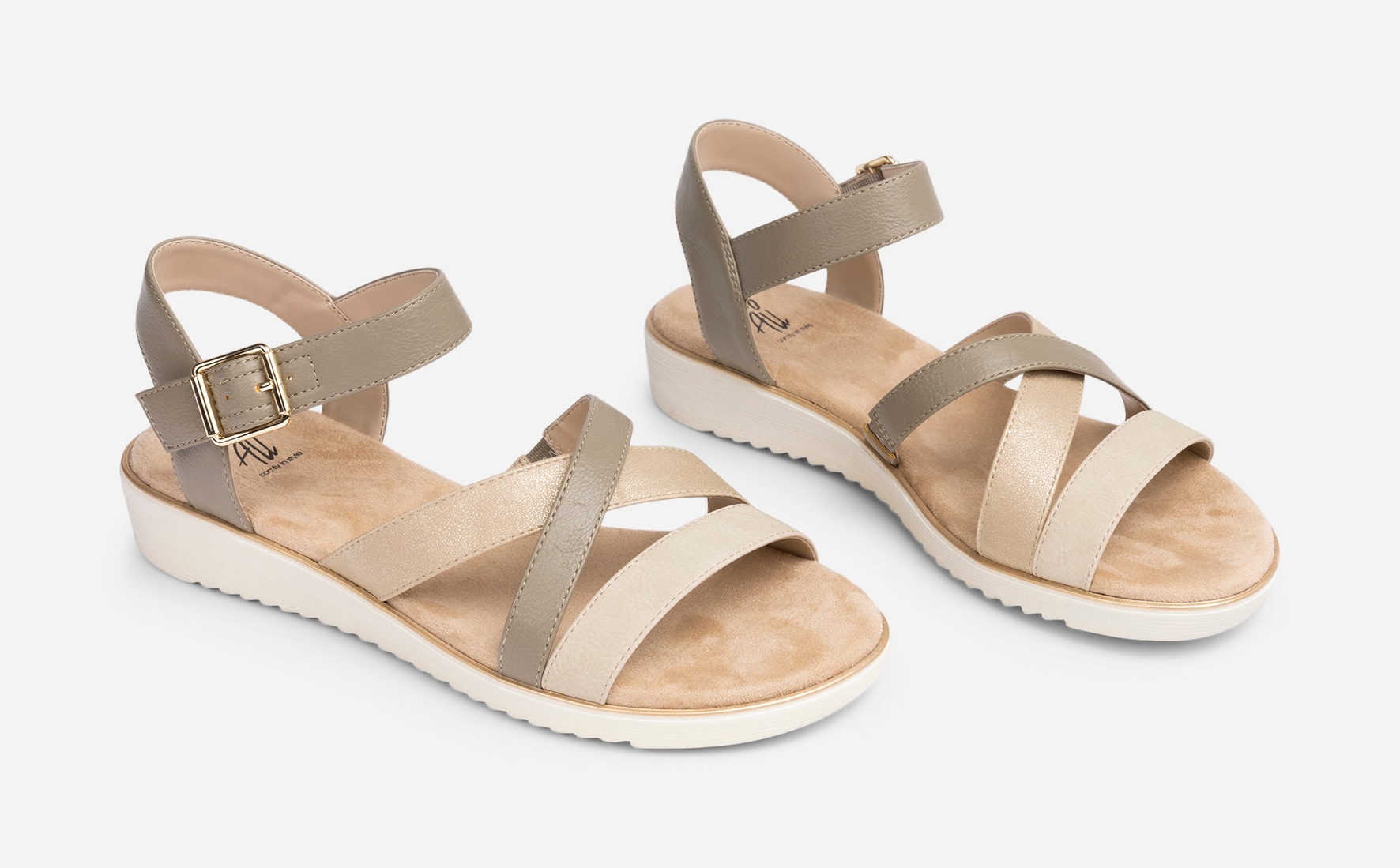 SO ALL, Sandaler