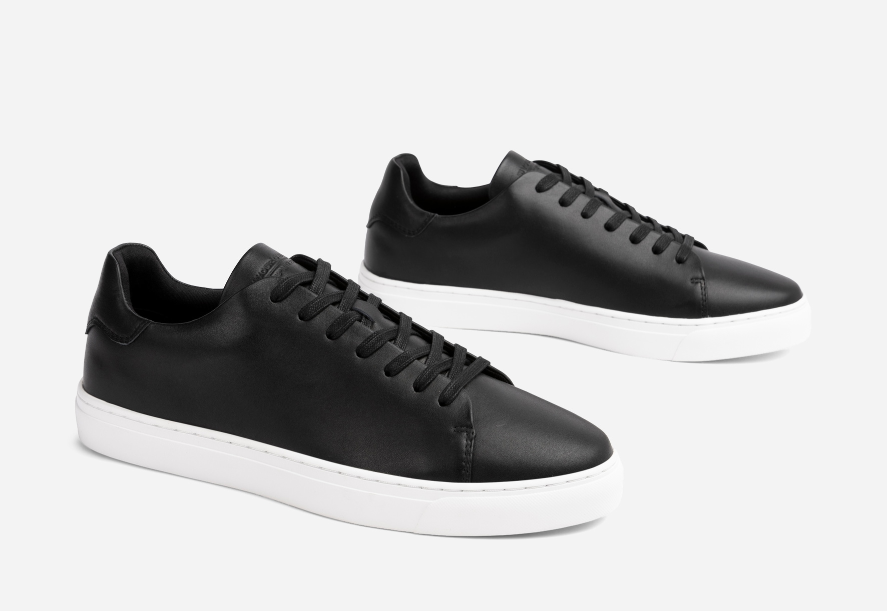 PACE, Sneakers