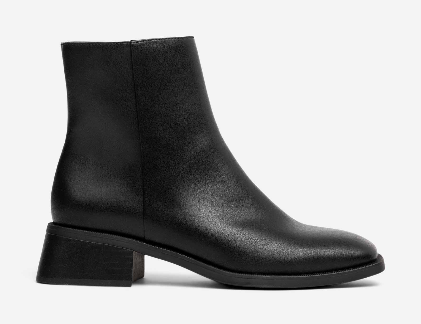 XIT, Boots