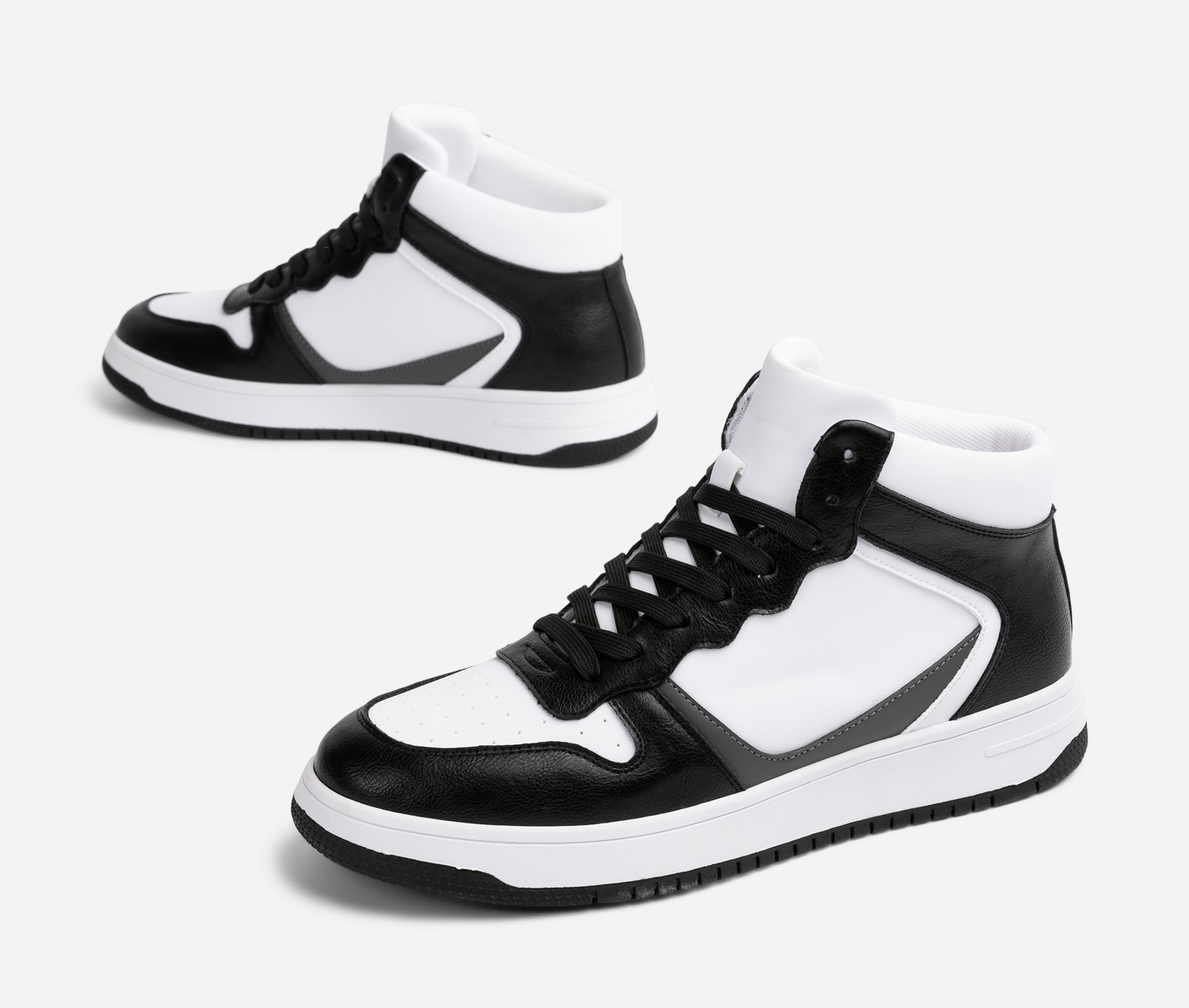 LINEAR, Sneakers