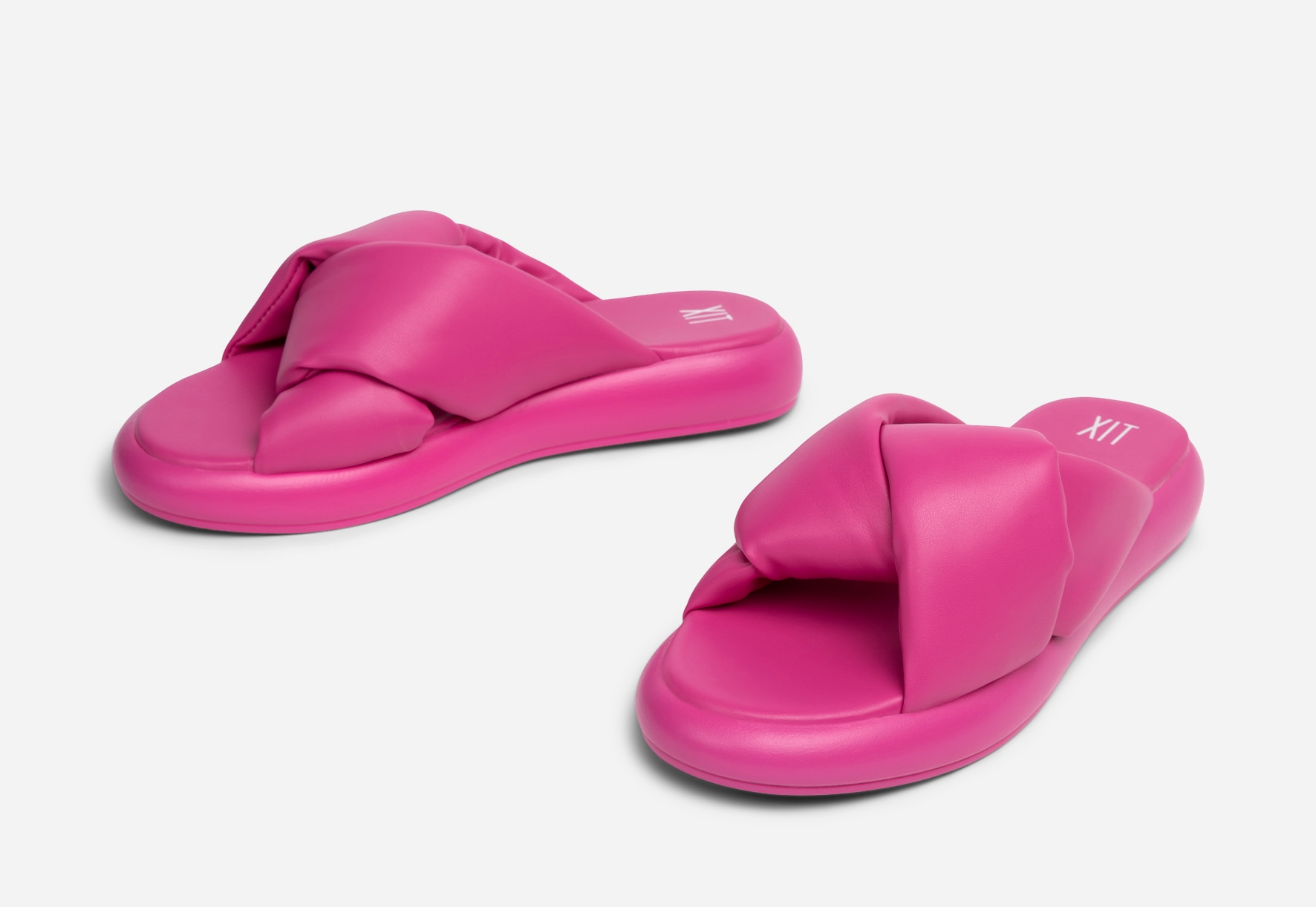 XIT, Sandaler