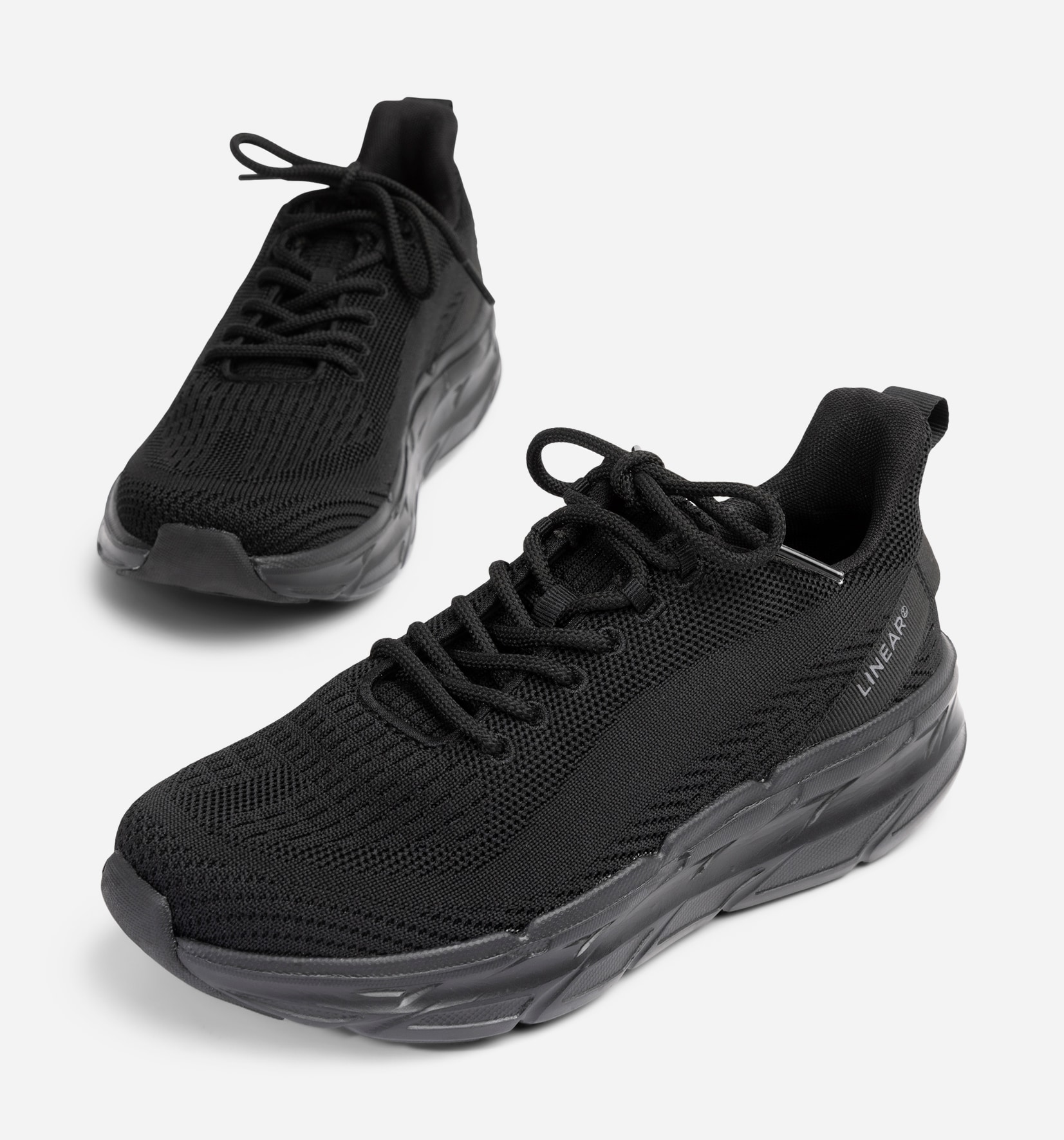 LINEAR, Sneakers
