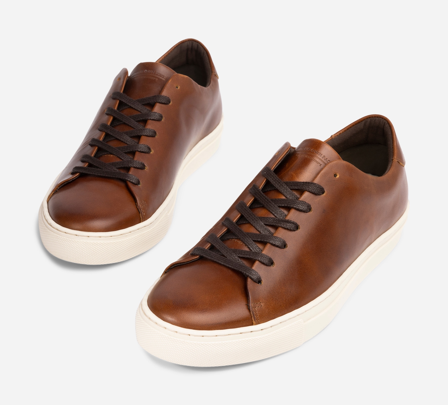 PACE, Sneakers