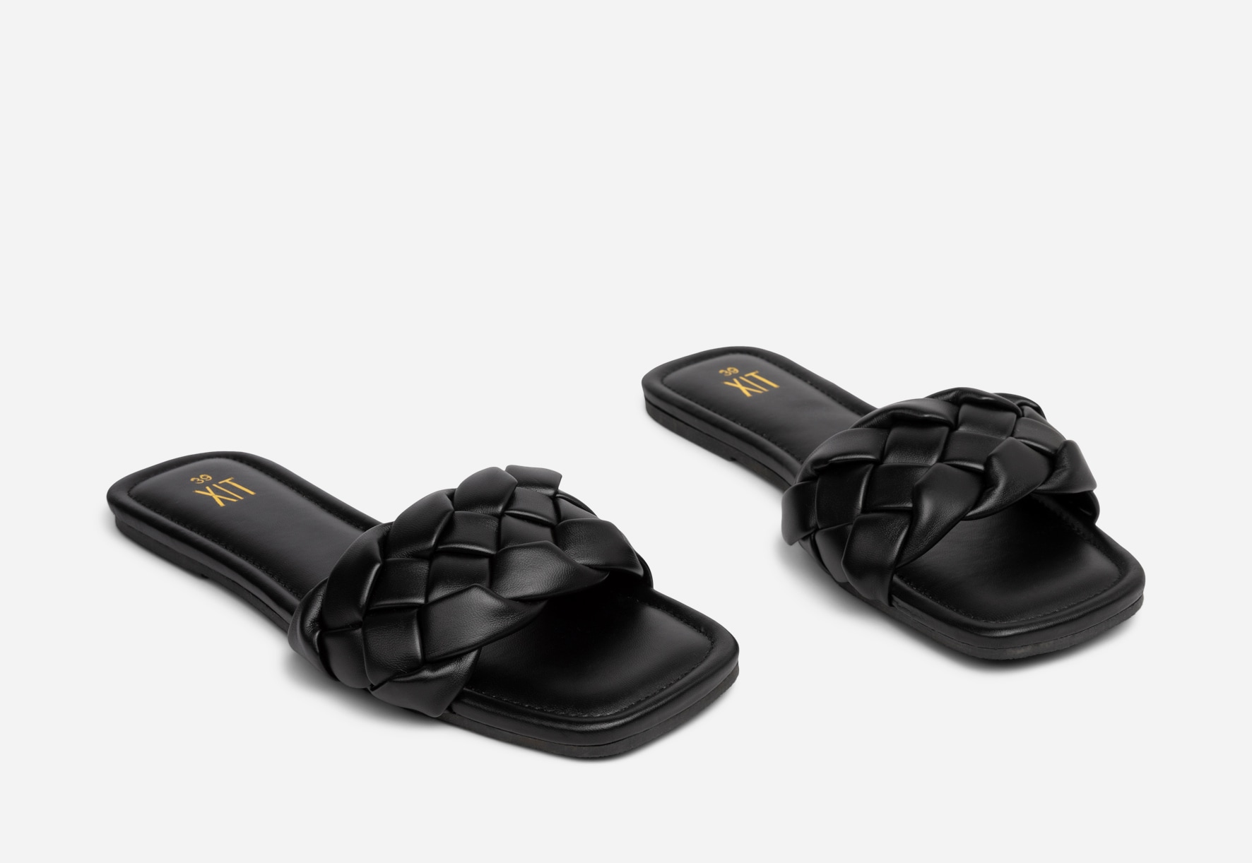 XIT, Sandaler