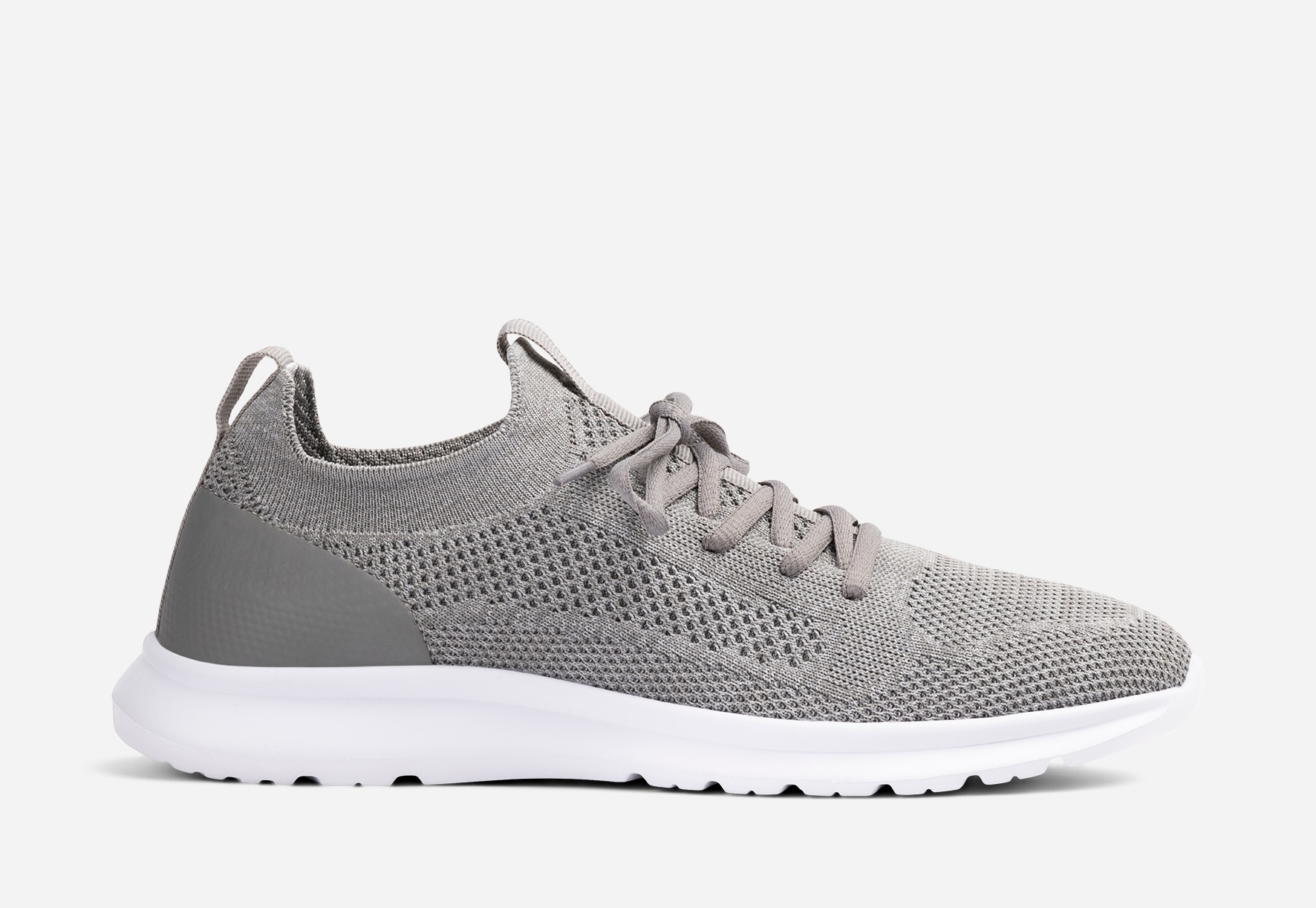 LINEAR, Sneakers