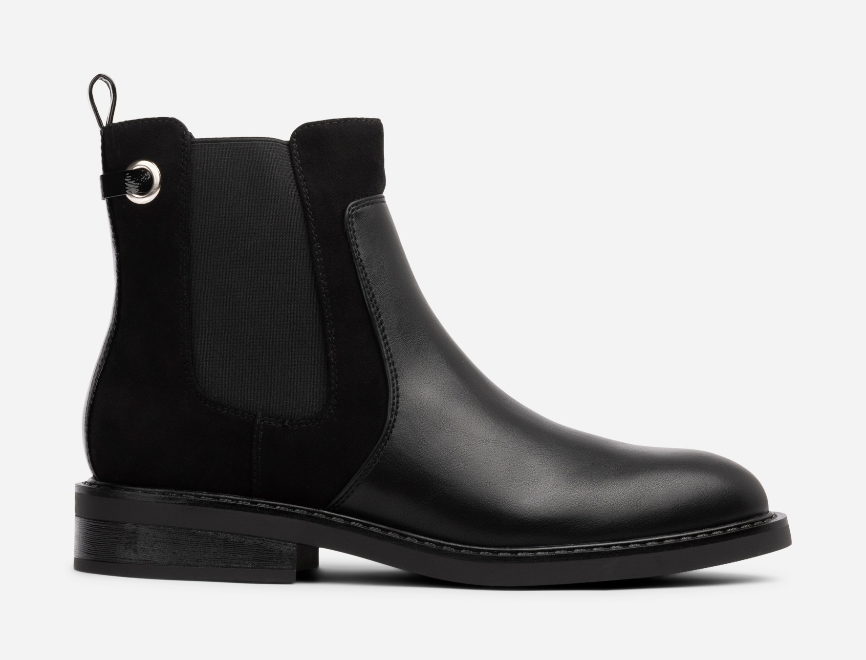 SO ALL, Chelseaboots