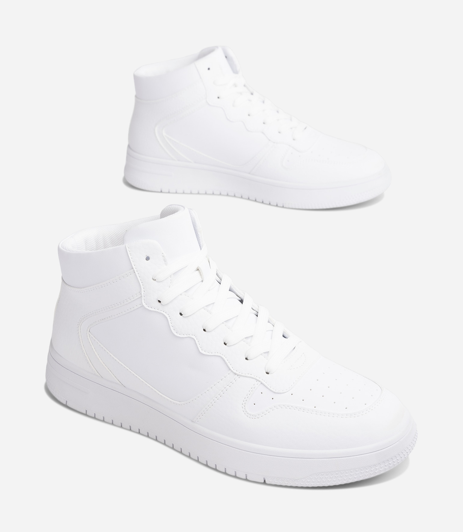 LINEAR, Sneakers
