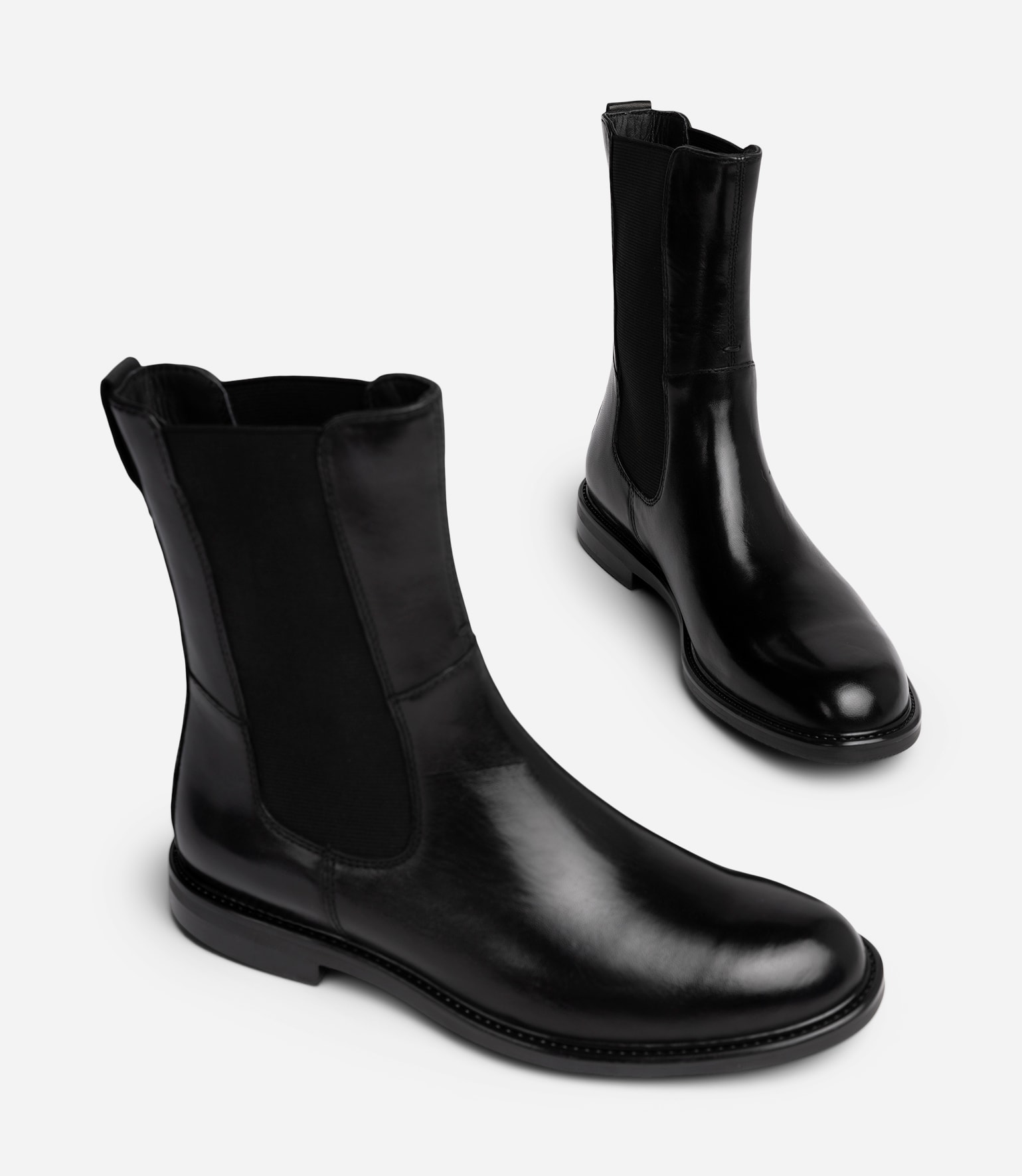 PACE, Chelseaboots