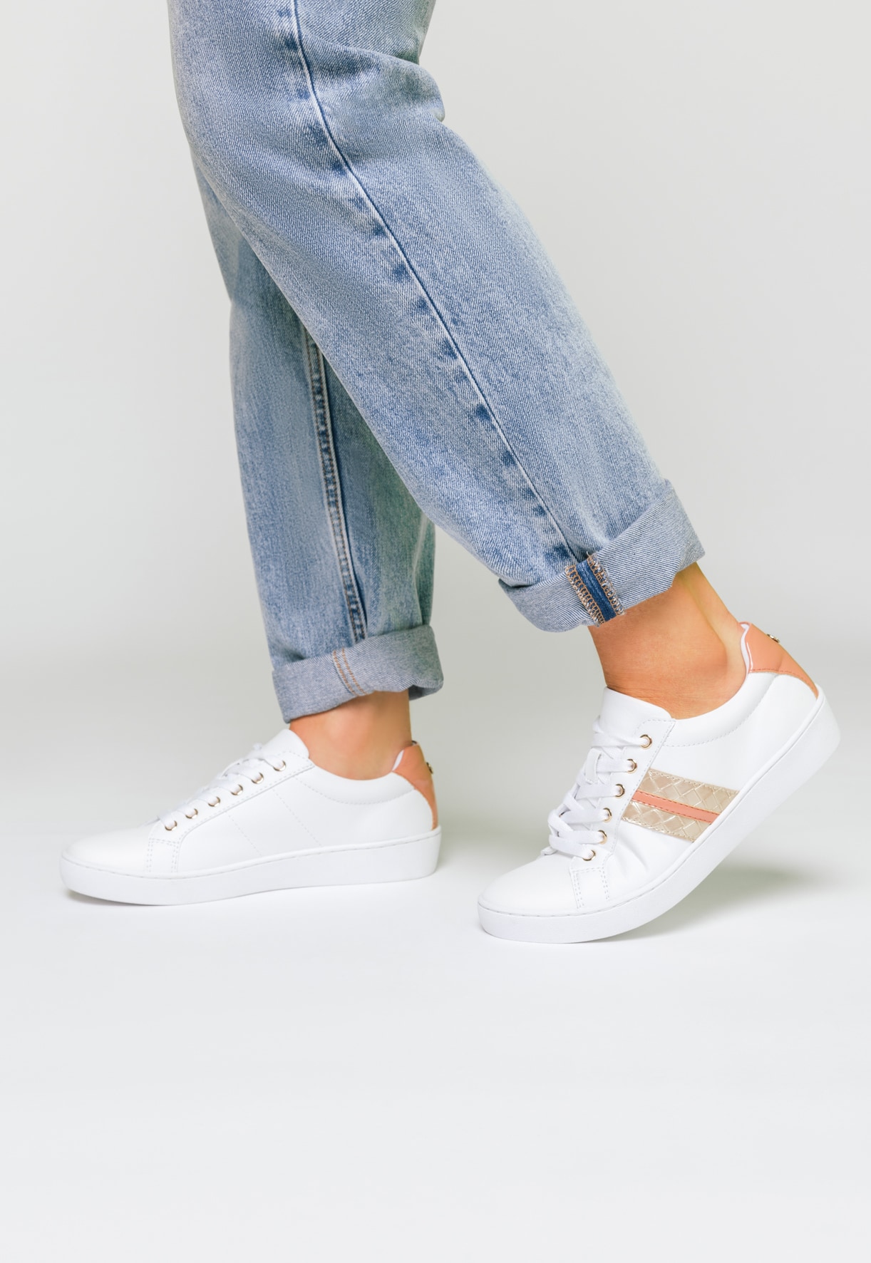 SO ALL, Sneakers