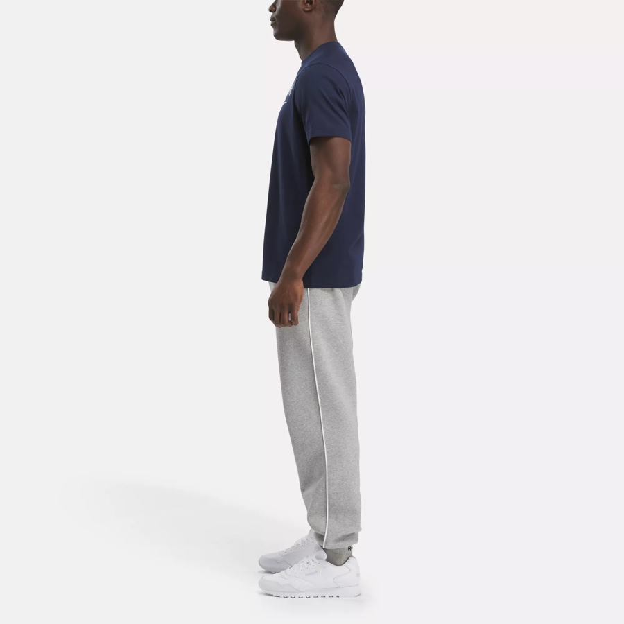 Reebok Identity Big Stacked Logo T-Shirt