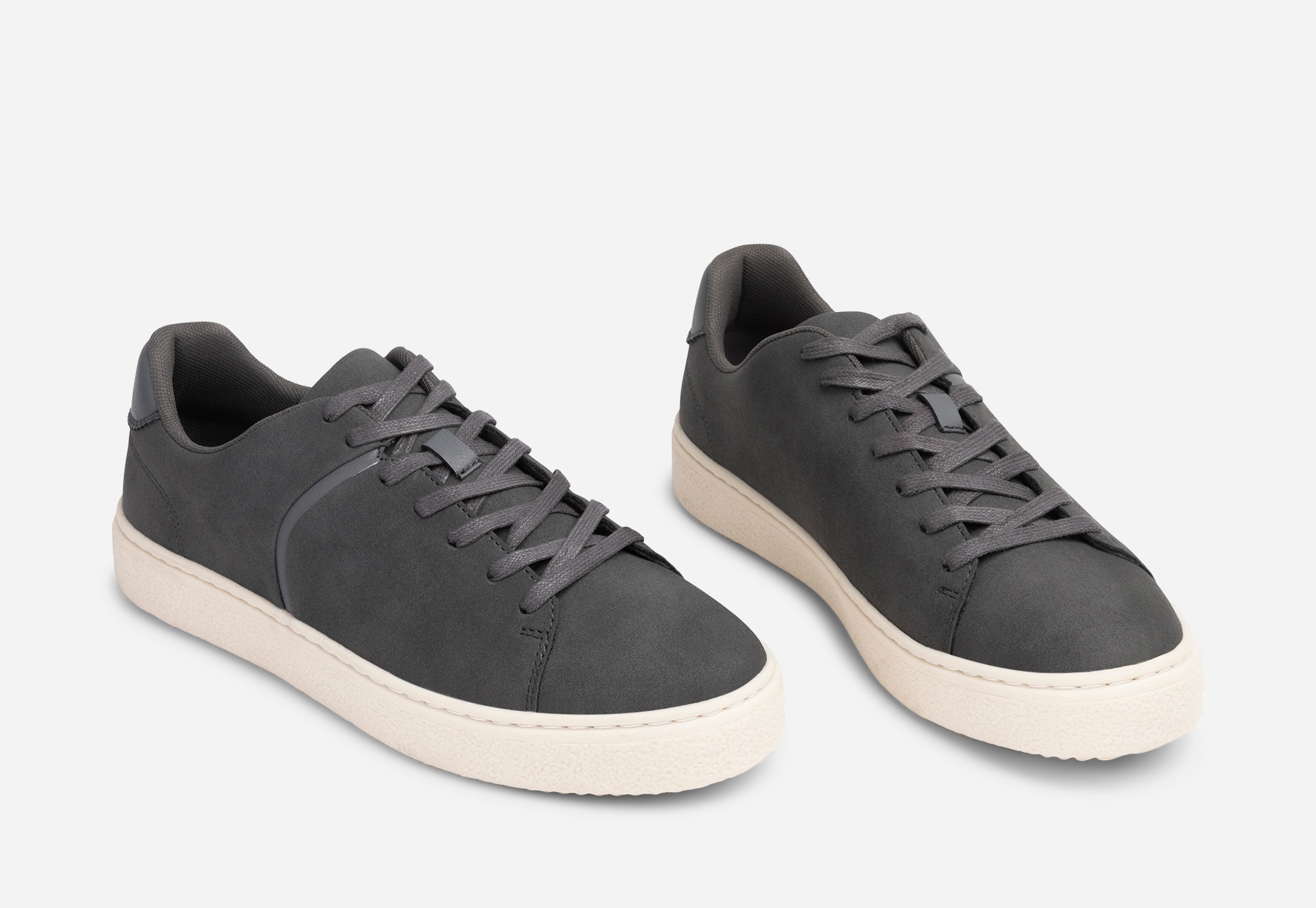 IGUASSU, Sneakers