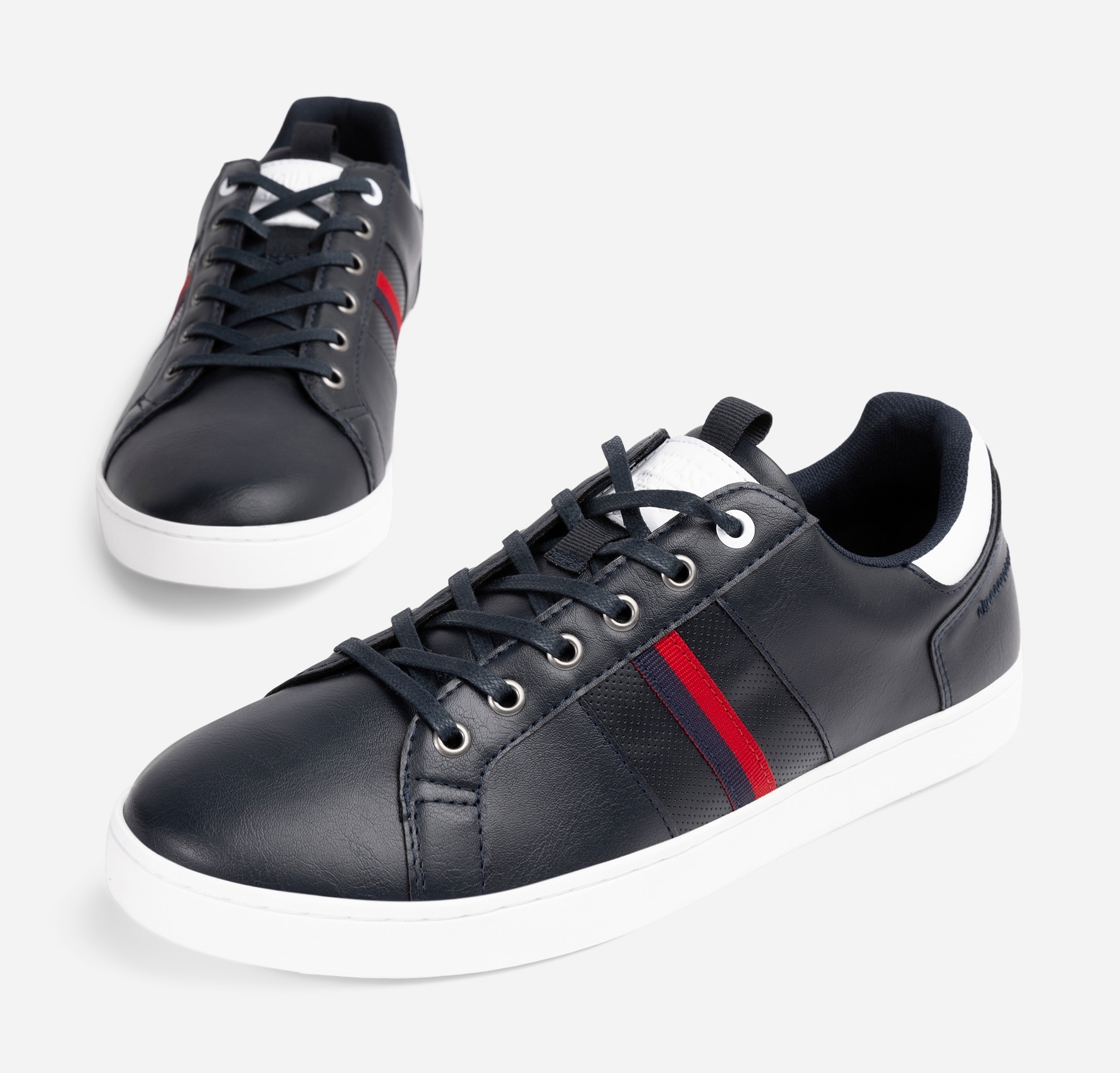 IGUASSU, Sneakers