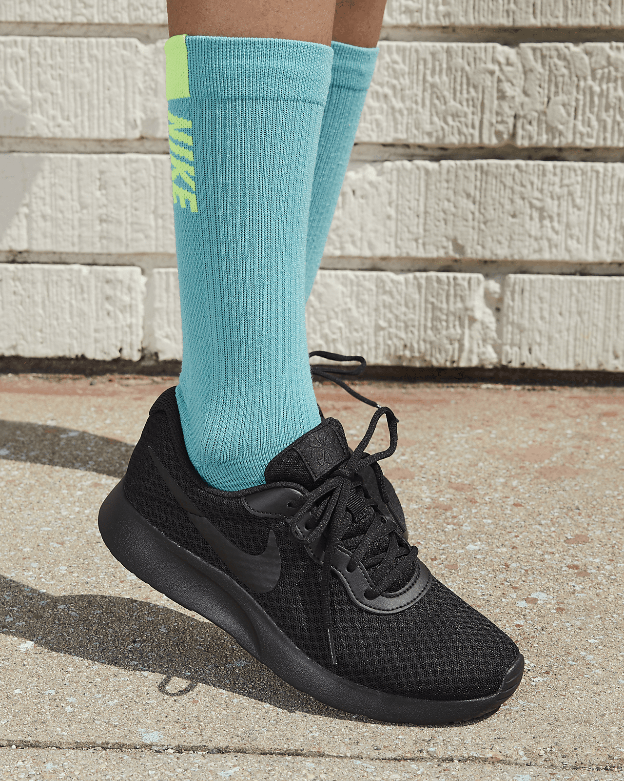 Nike Tanjun