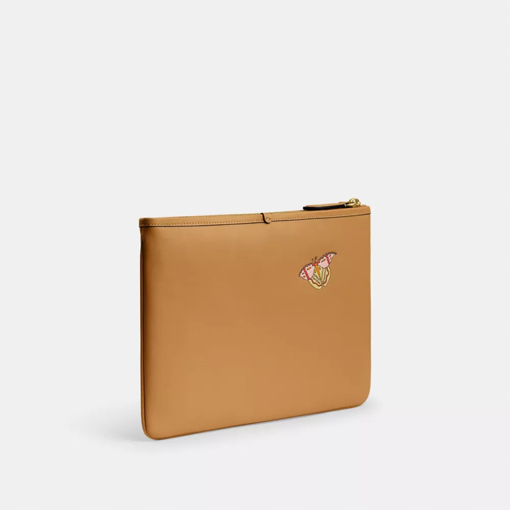 Coach X Observed By Us Essential Pouch 28