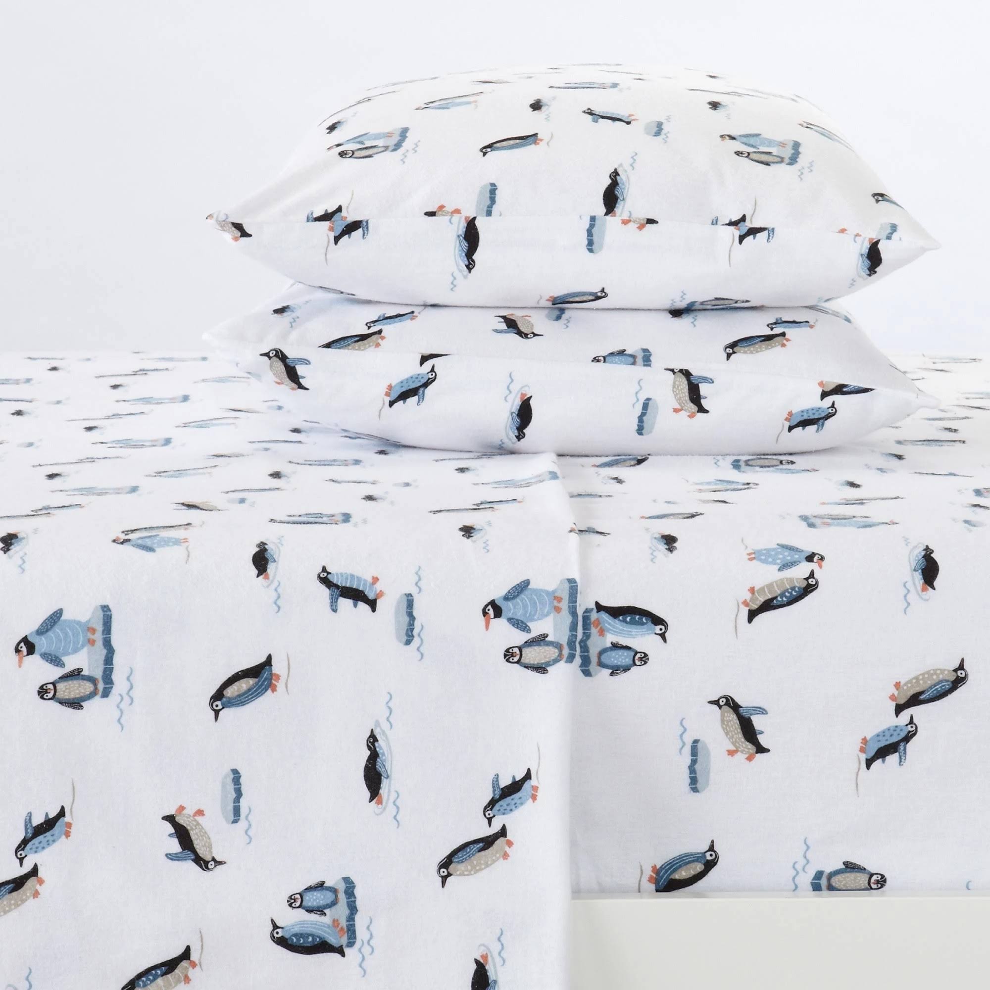 Great Bay Home 100% Cotton Flannel Lodge Printed Sheet Set California King Penguins Jumping
