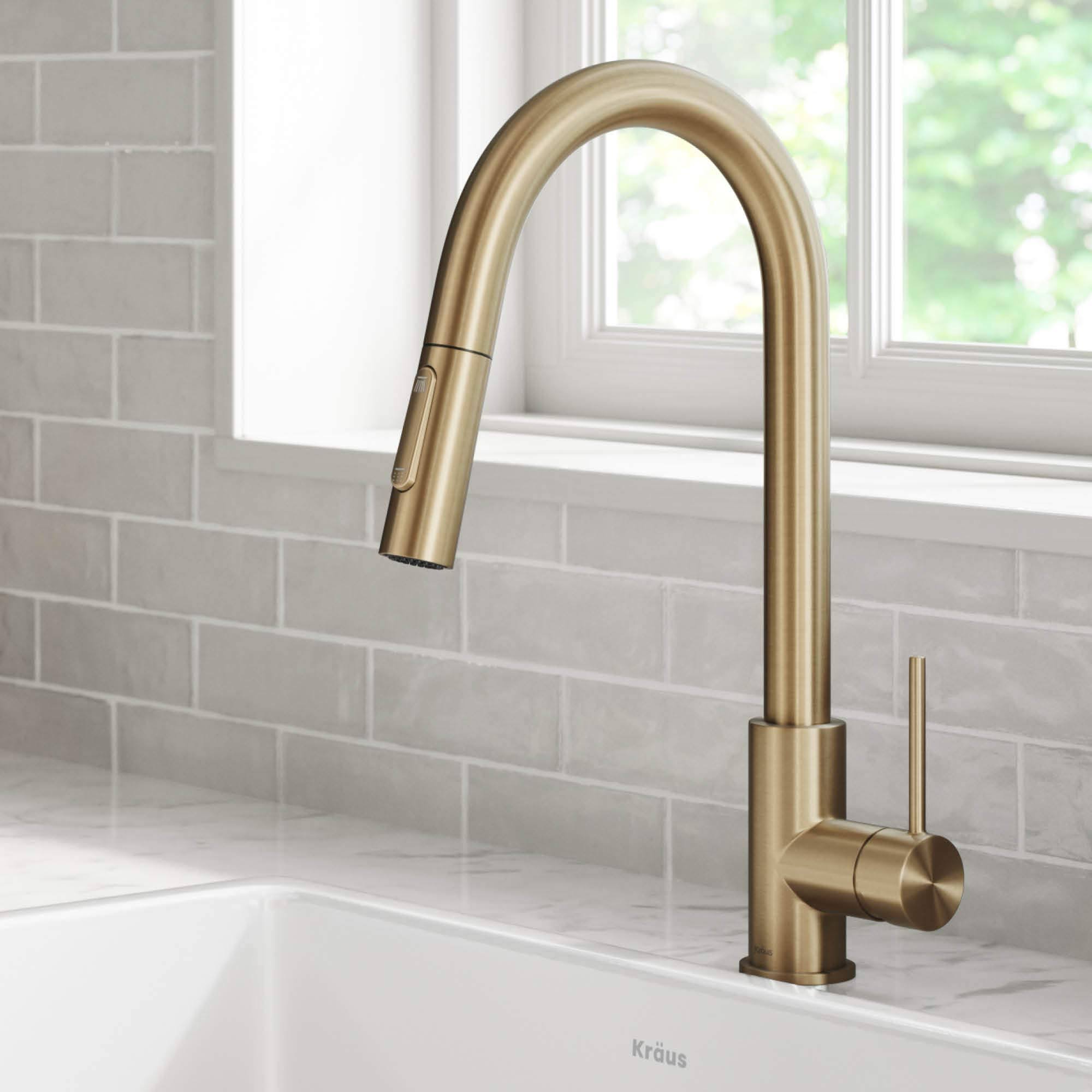Kraus KPF-3104BG Oletto Pull Down Single Handle Kitchen Faucet Finish: Brushed Gold