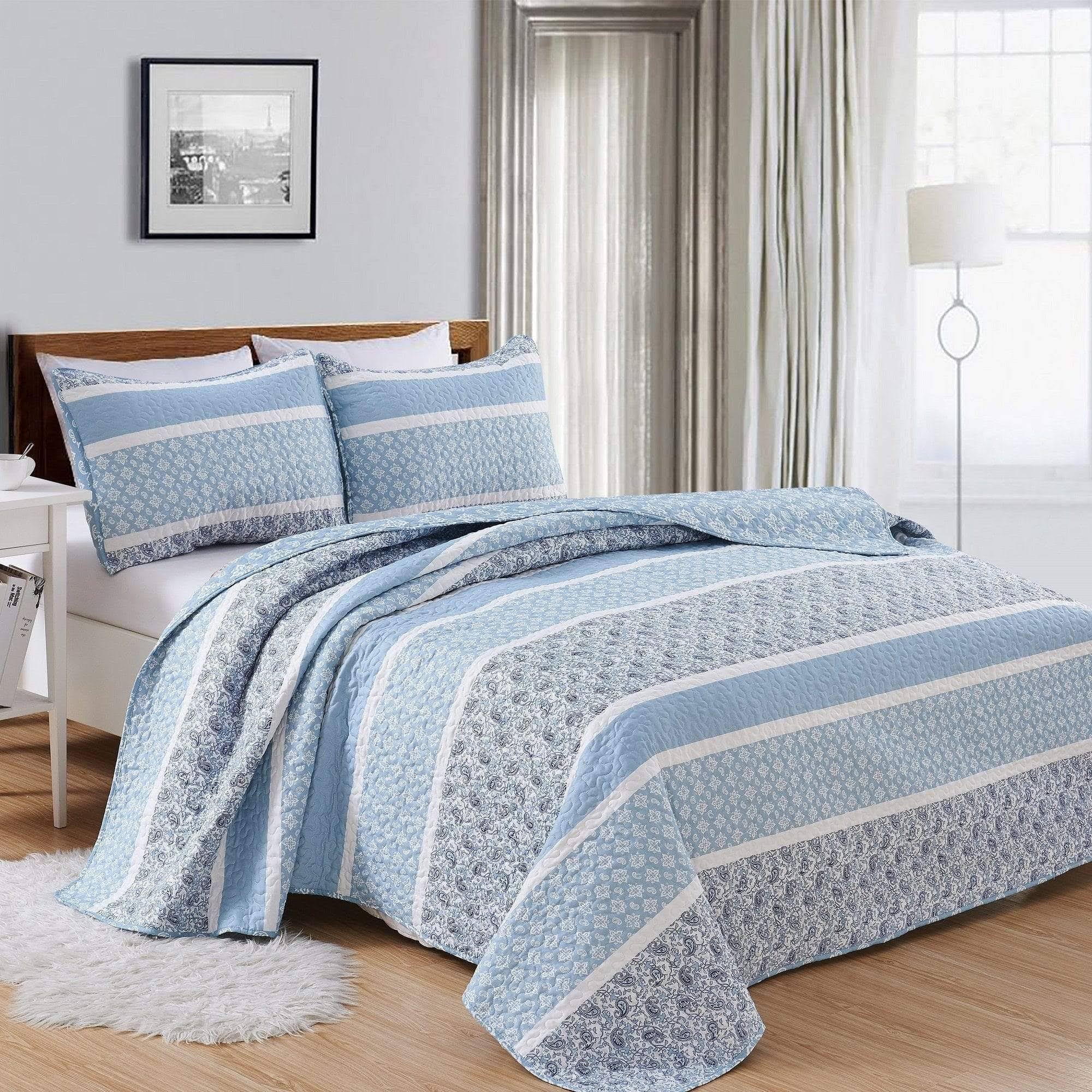 Great Bay Home Kadi Collection 3-Piece Reversible Striped Printed Quilt Set with Shams (Blue - Full - Queen)