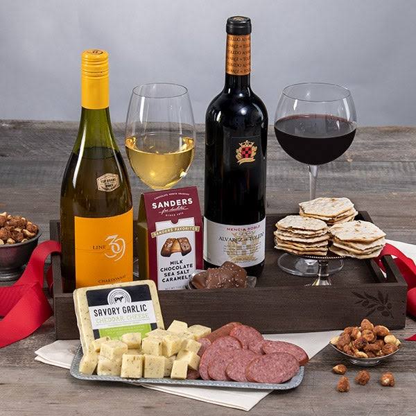 Wine Party Picnic Gift Crate by Gourmet Gift Baskets - Wine Gift Baskets - Gift Baskets Delivered - Gift Baskets