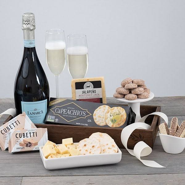 Executive Gift Basket by Gourmet Gift Baskets - Food Gift Baskets - Gift Baskets Delivered - Gift Baskets