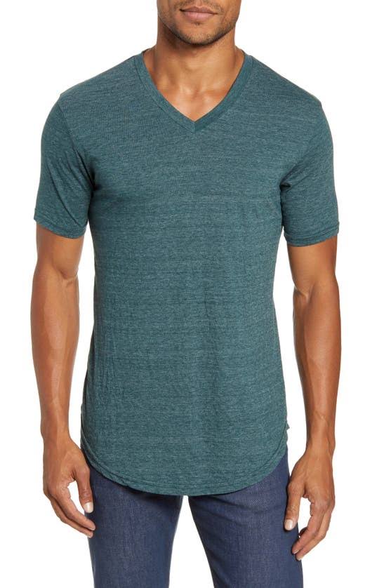 Goodlife Triblend Scallop V-Neck T-Shirt Jungle Green